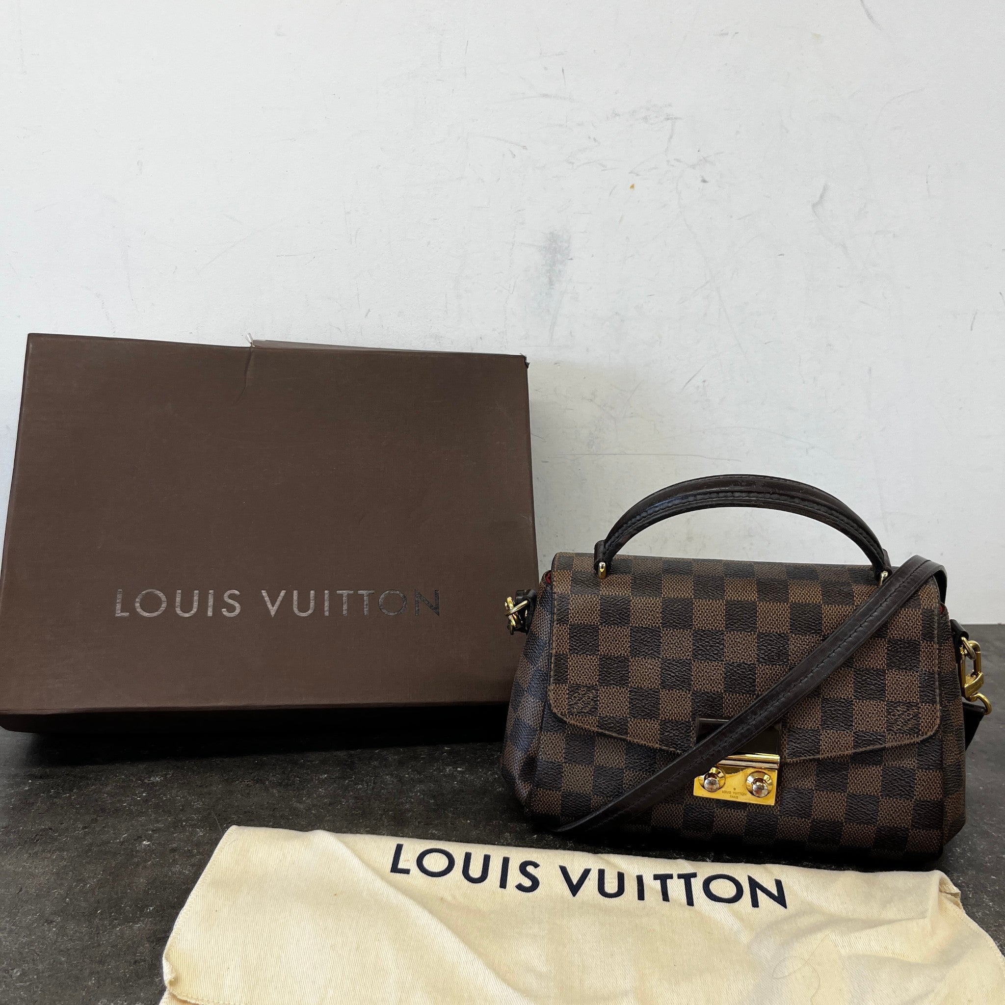 Women's Damier Ebene Croisette Handbag Brown