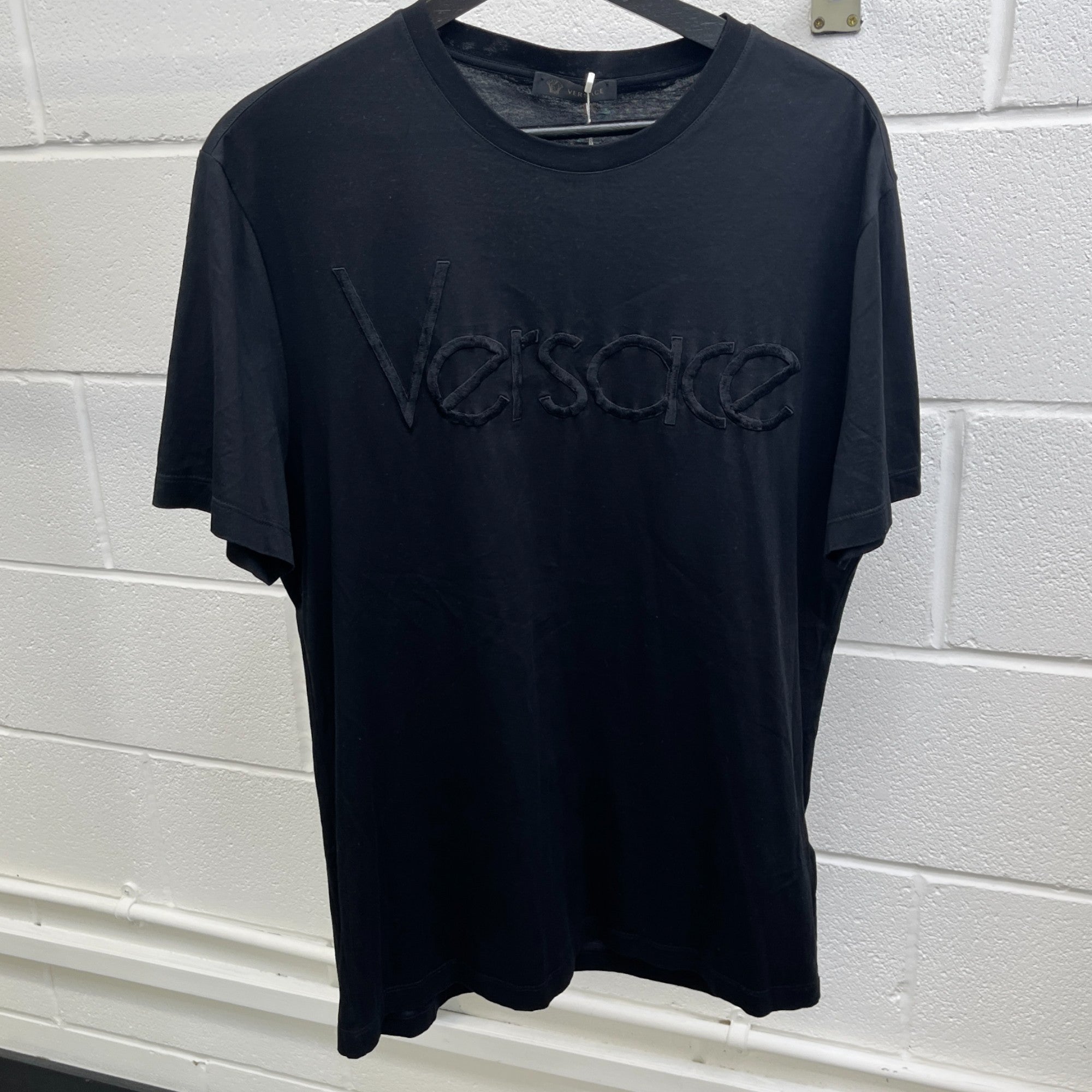 Men's Embroidered Logo T-Shirt Black Size S