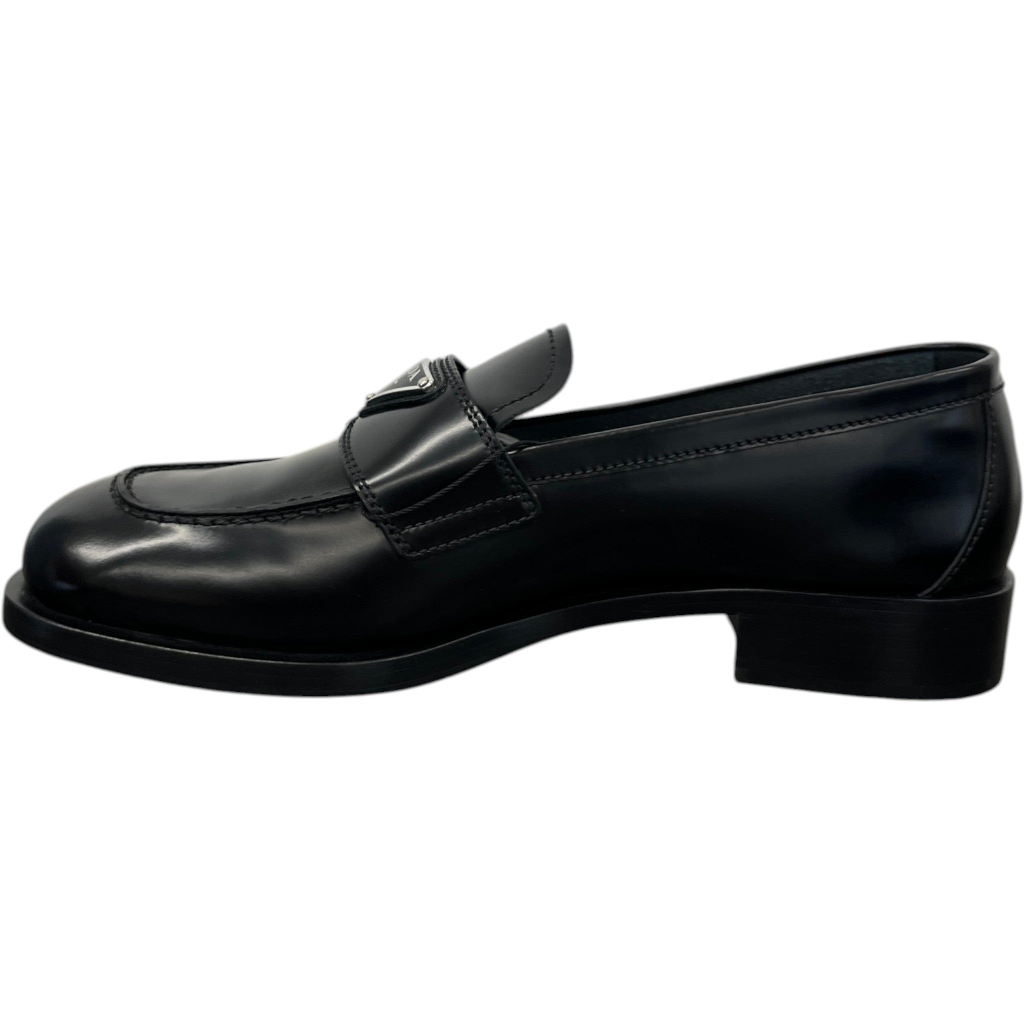 Women's Plaque Logo Loafers Black Size EU 40 / UK 7