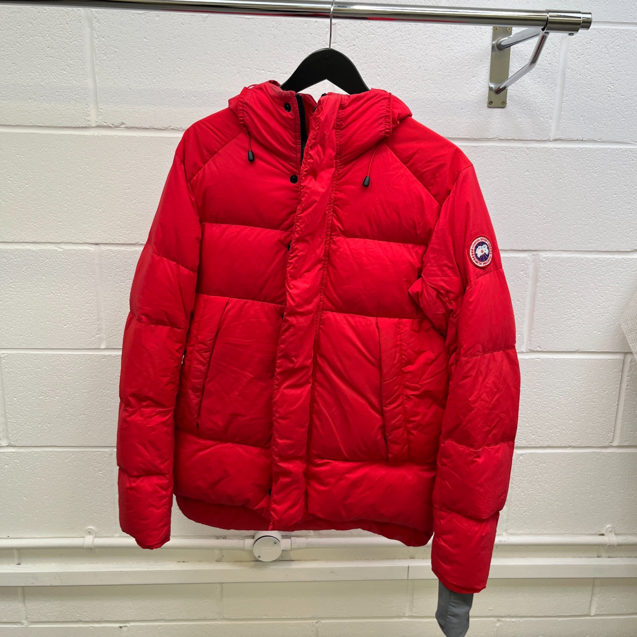 Men's Armstrong Down Jacket Red Size M
