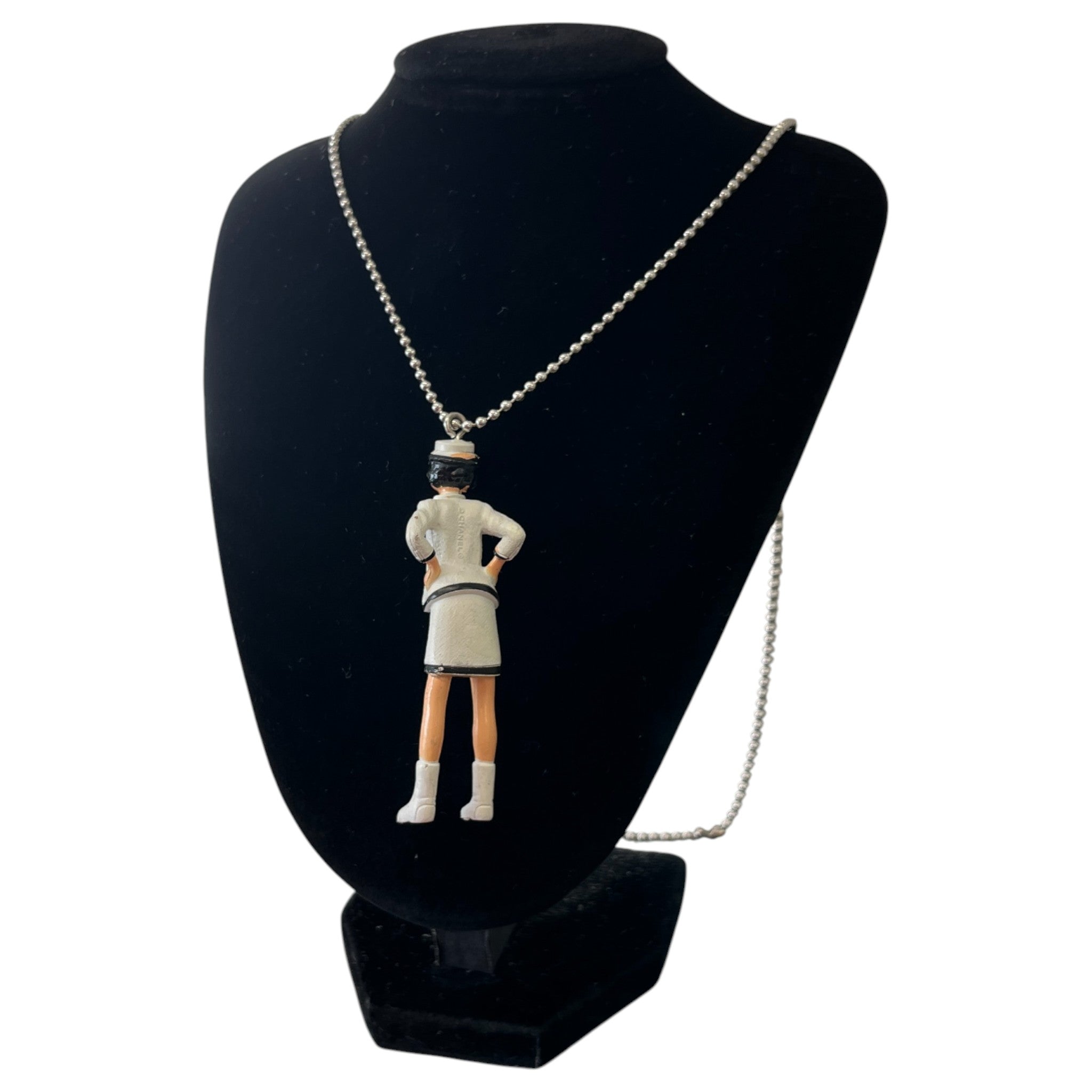Women's Mademoiselle Doll Necklace White