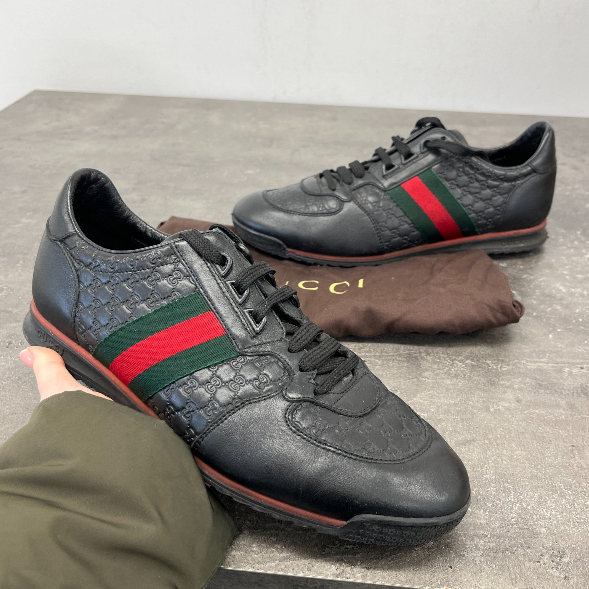 Men's Screener Low Trainers Black Size EU 41 / UK 7