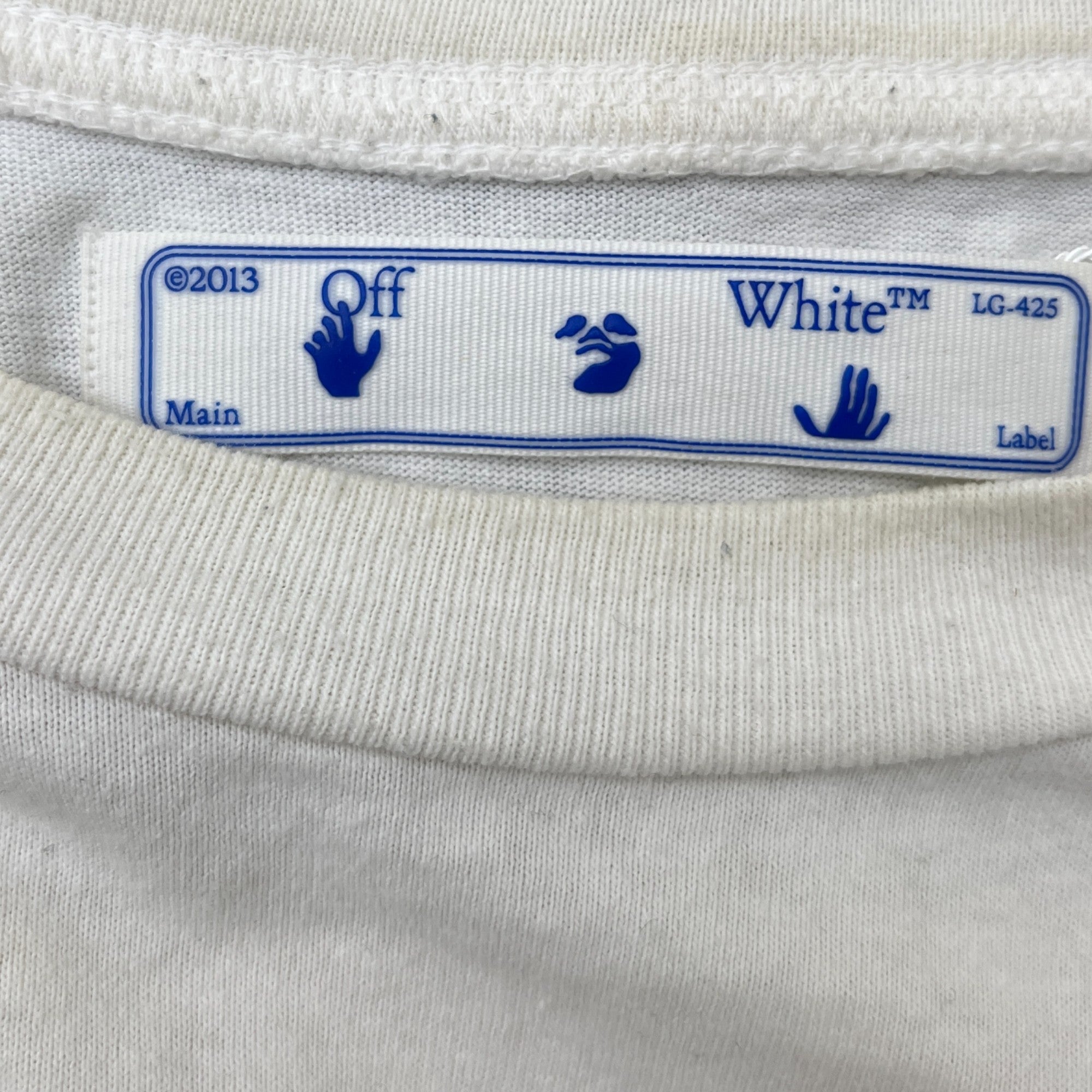 Men's Arrow Logo T-Shirt White Size S