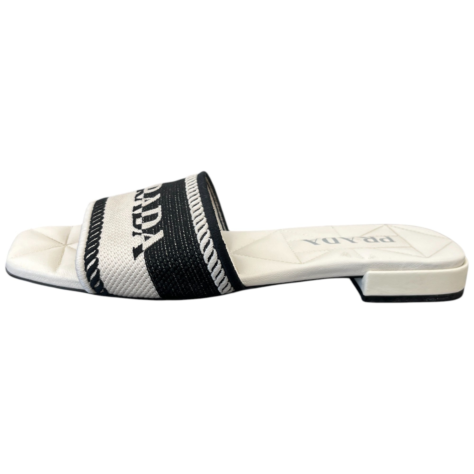 Women's Two- Colour Logo Print Slides White Size EU 39 / UK 6