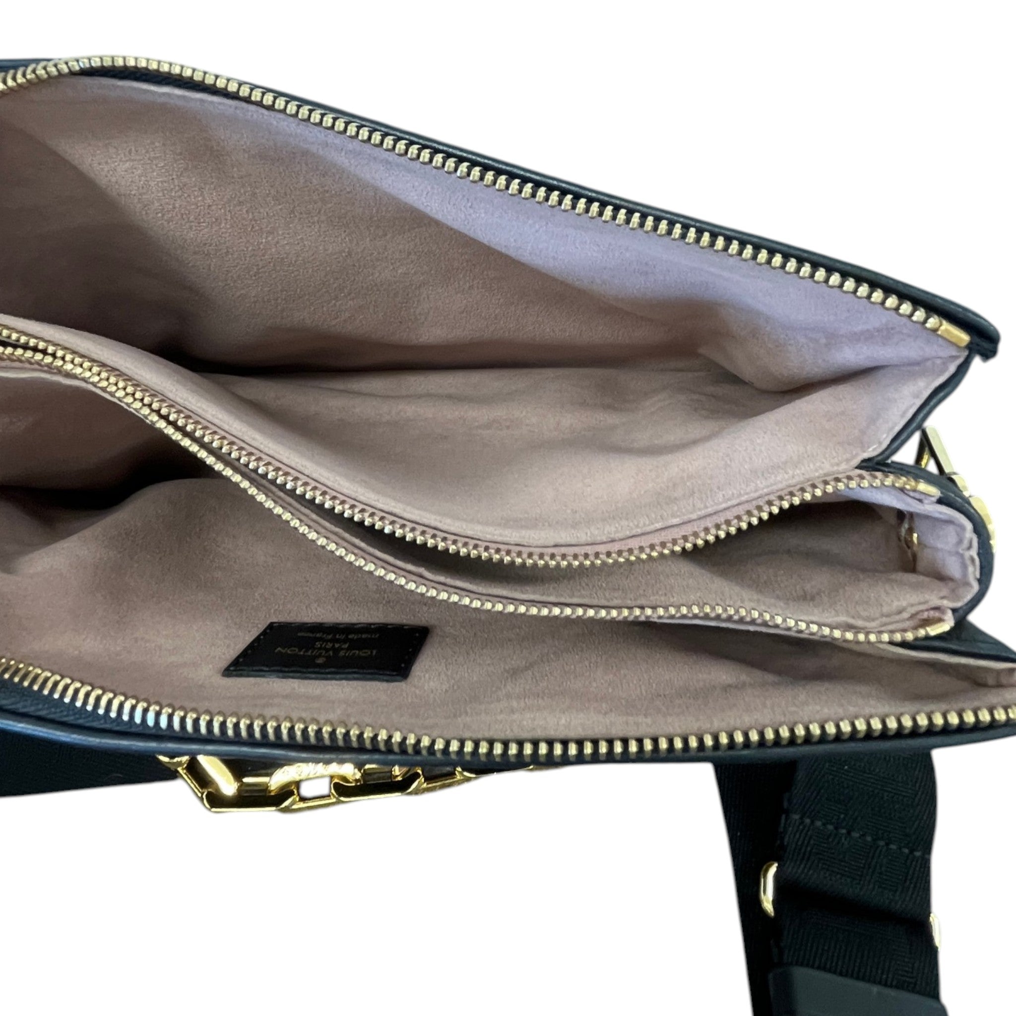 Women's Monogram Coussin Pm Bag Black