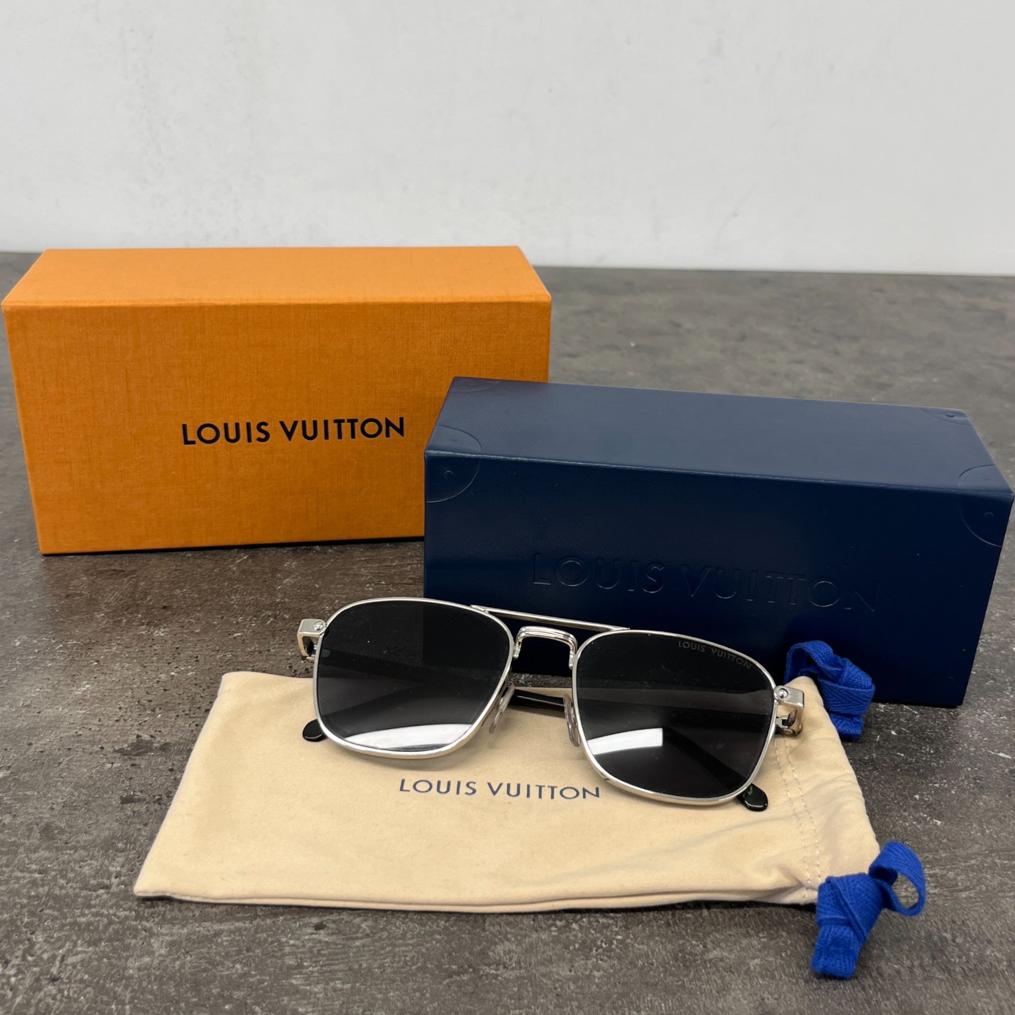 Men's Lv Signature Sunglasses Silver