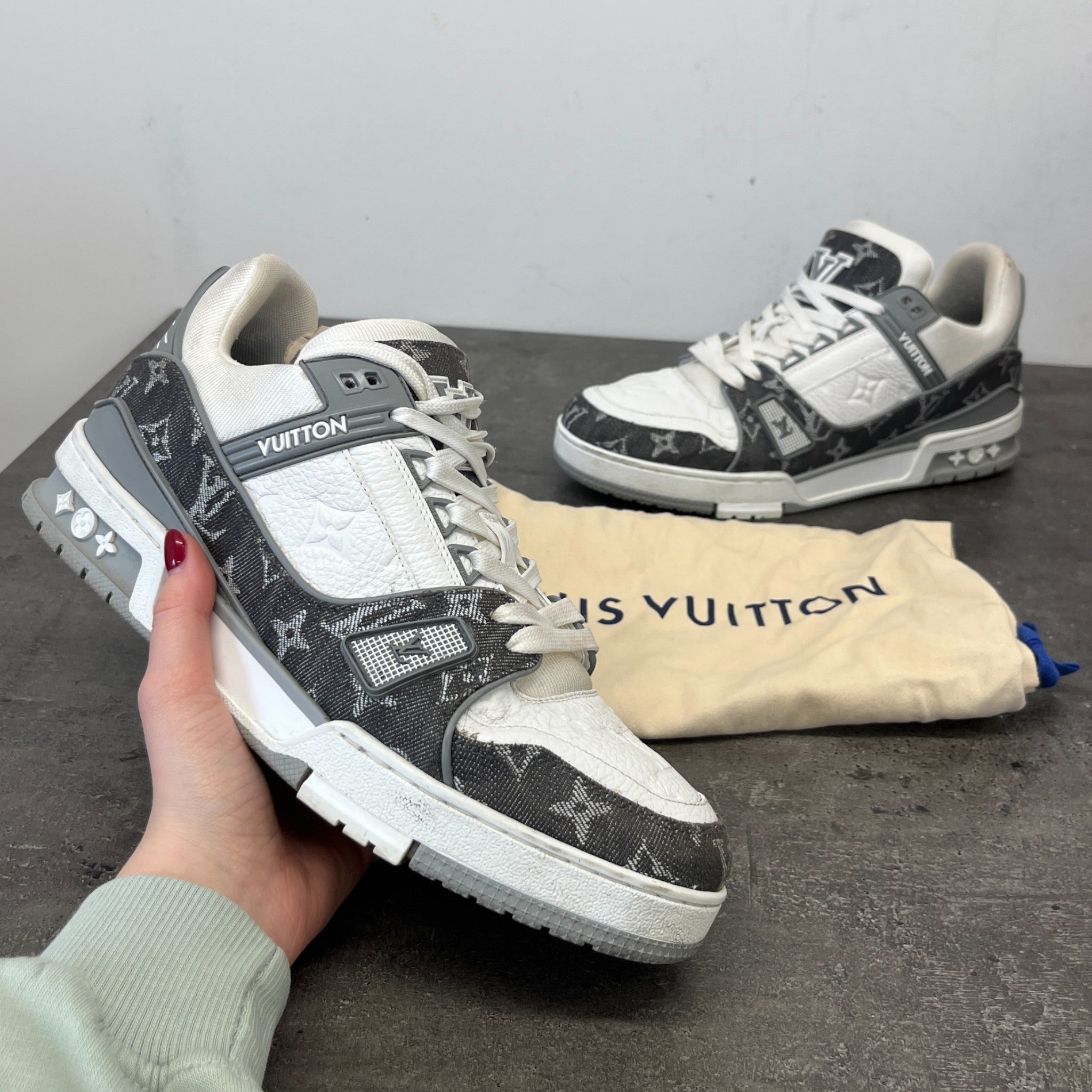 Men's Lv Low Trainers White Size EU 41 / UK 7