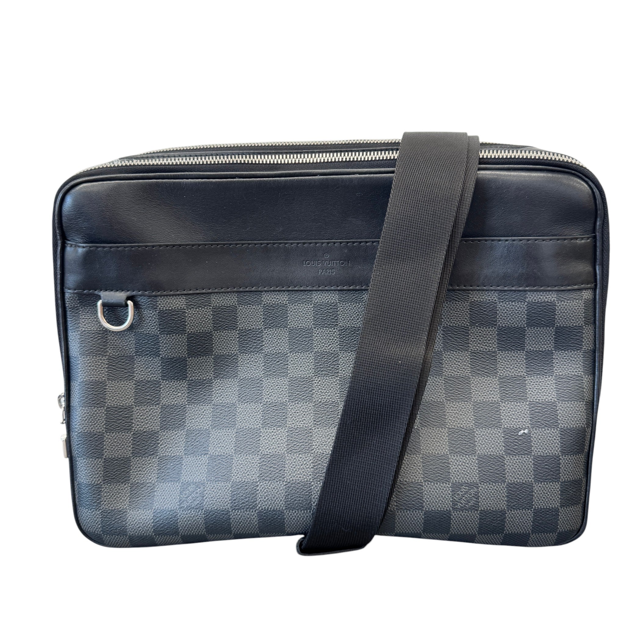 Men's Damier Graphite Trocadero Pm Messenger Bag Black