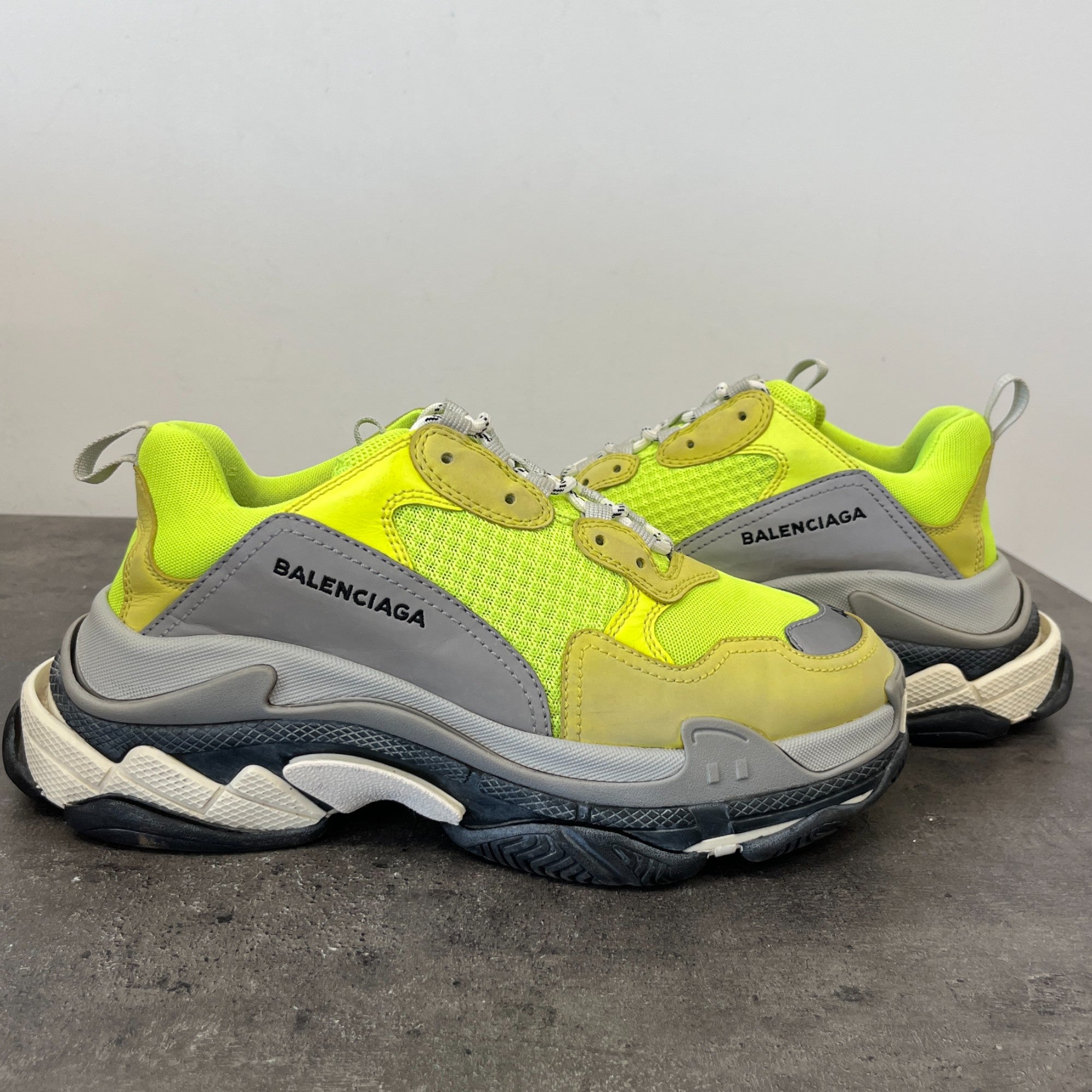 Men's Neon Triple S Low Trainers Green Size EU 41 / UK 7