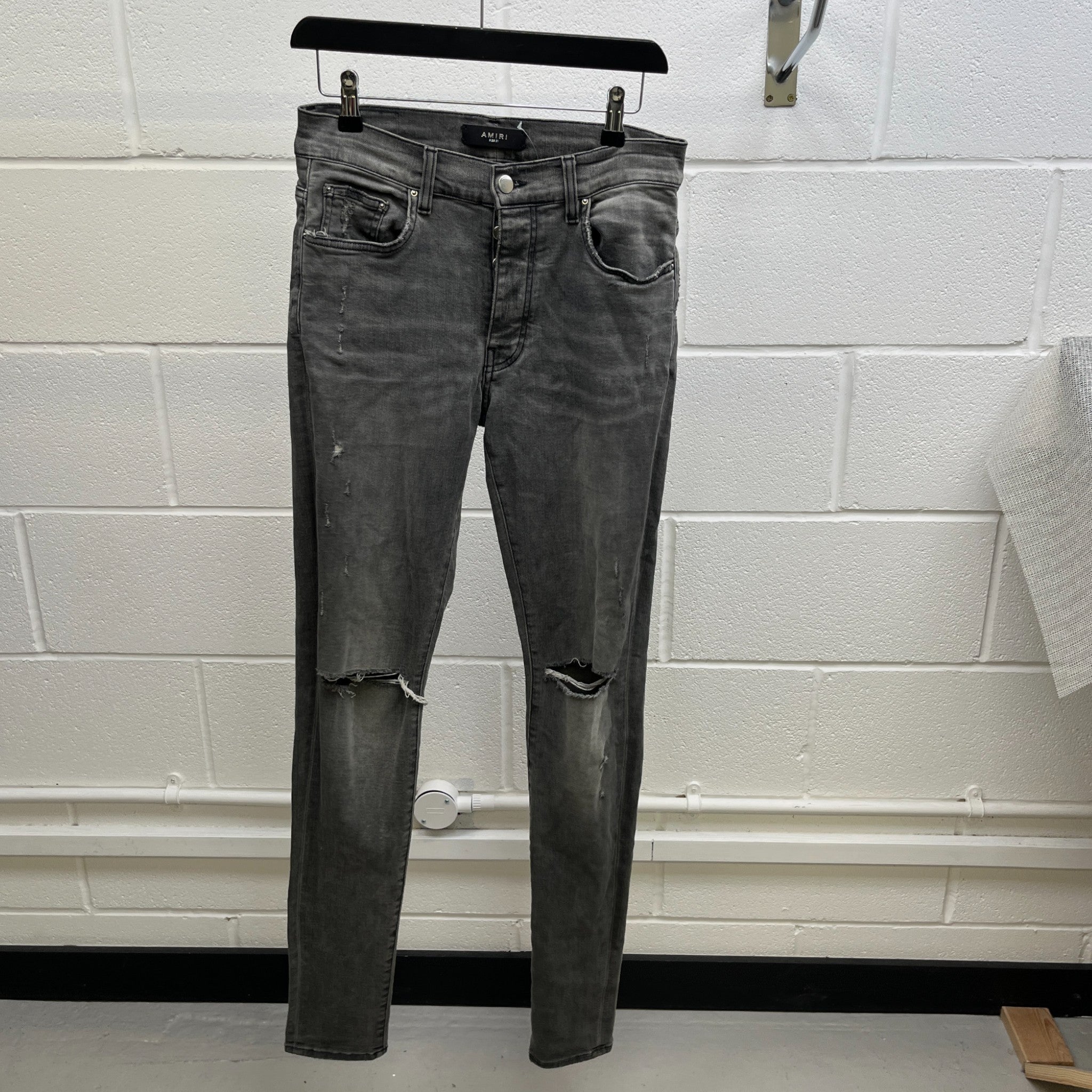 Men's Mx1 Distressed Jeans Grey Size Waist 31"