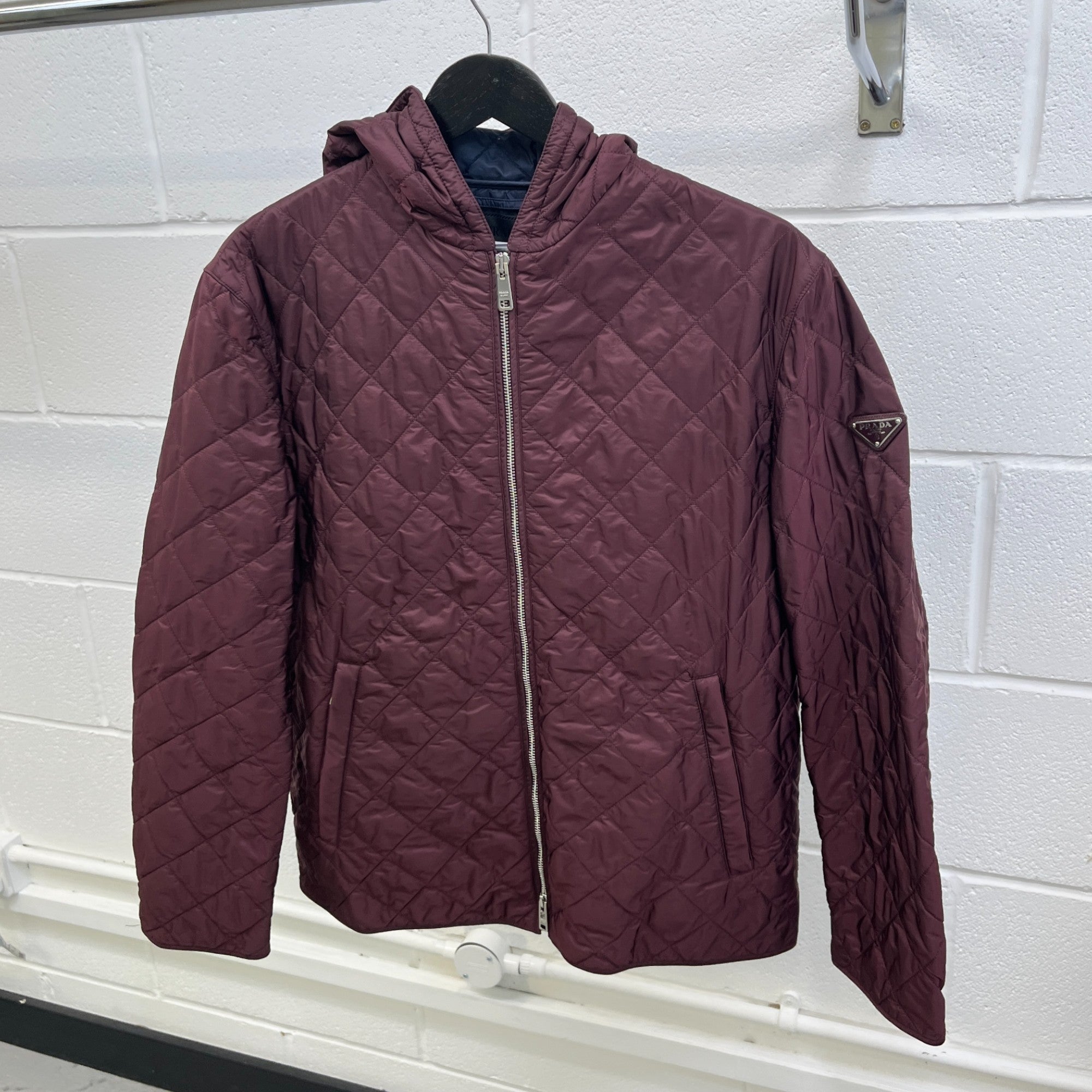 Men's Plaque Logo Jacket Burgundy Size IT 46 / S