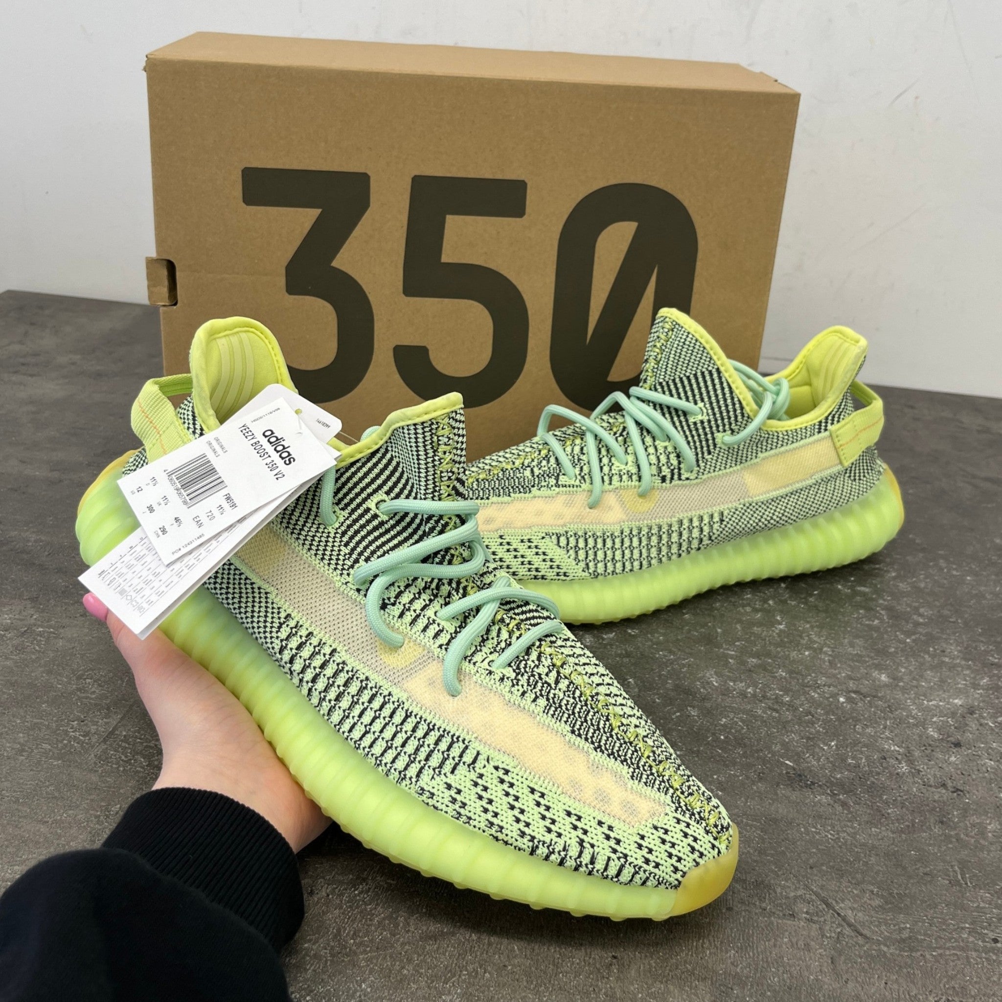 Men's Boost 350 V2 Low Trainers Green Size EU 45.5 / UK 11.5