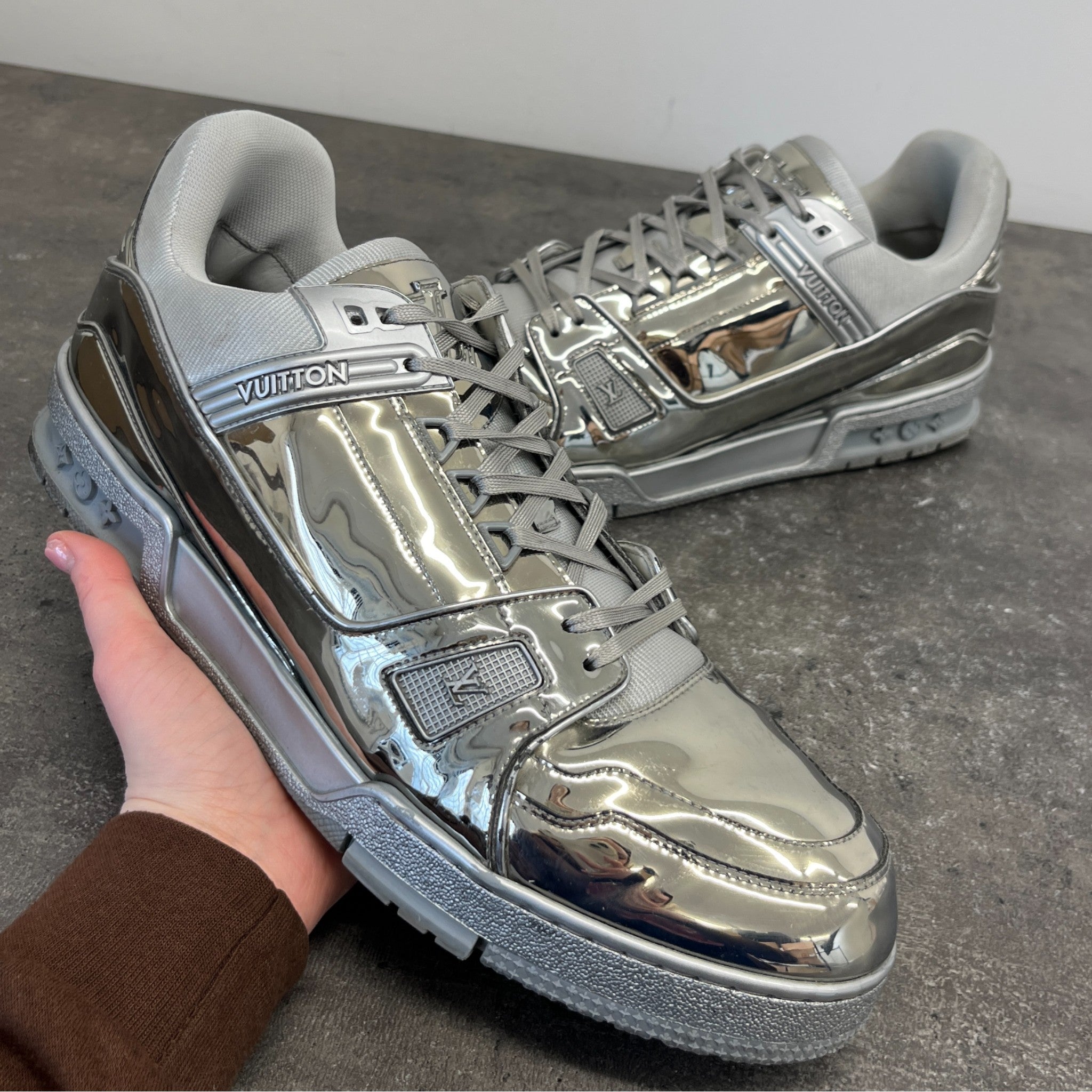 Men's Lv Low Trainers Silver Size EU 45 / UK 11