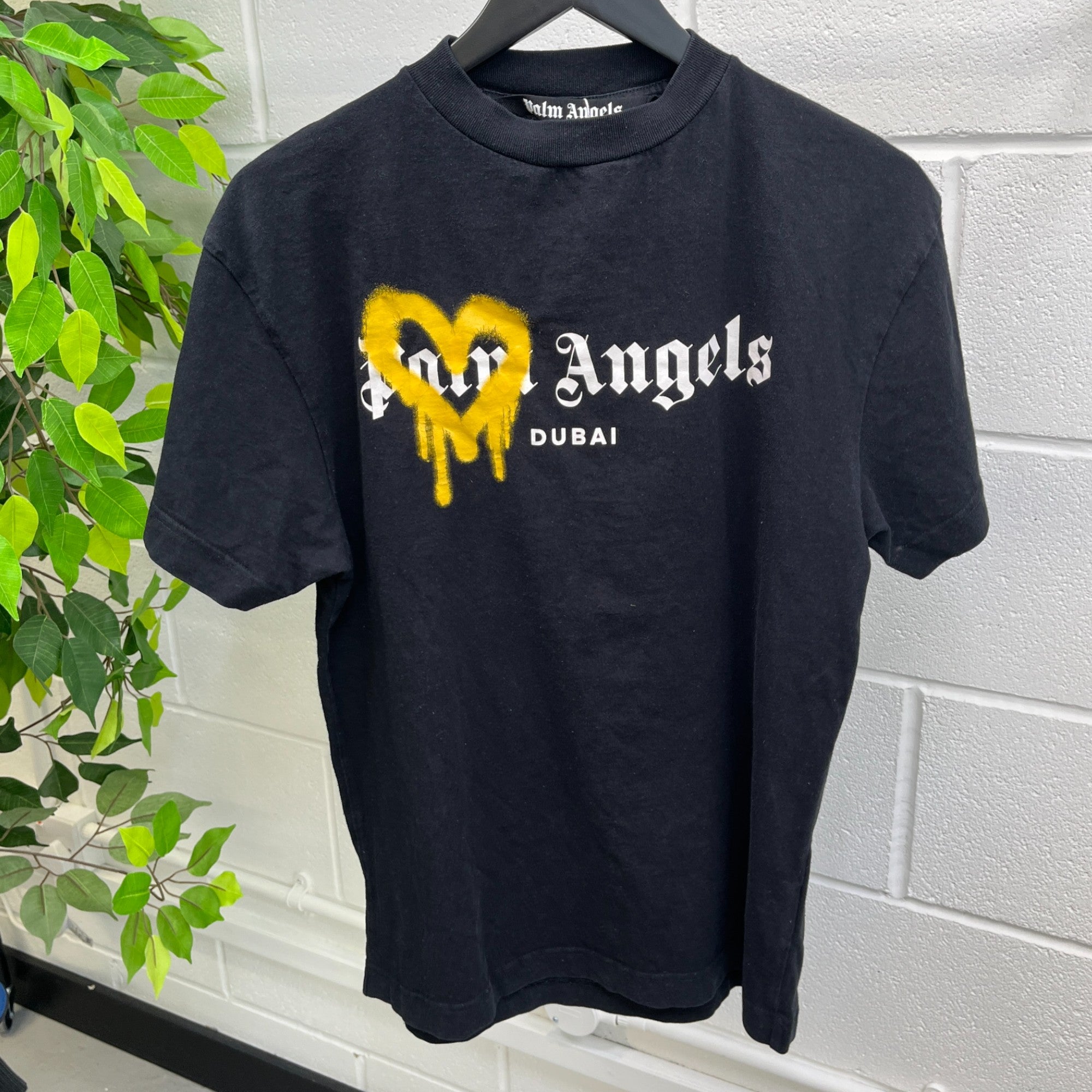 Men's Heart Spray Logo T-Shirt Black Size XS