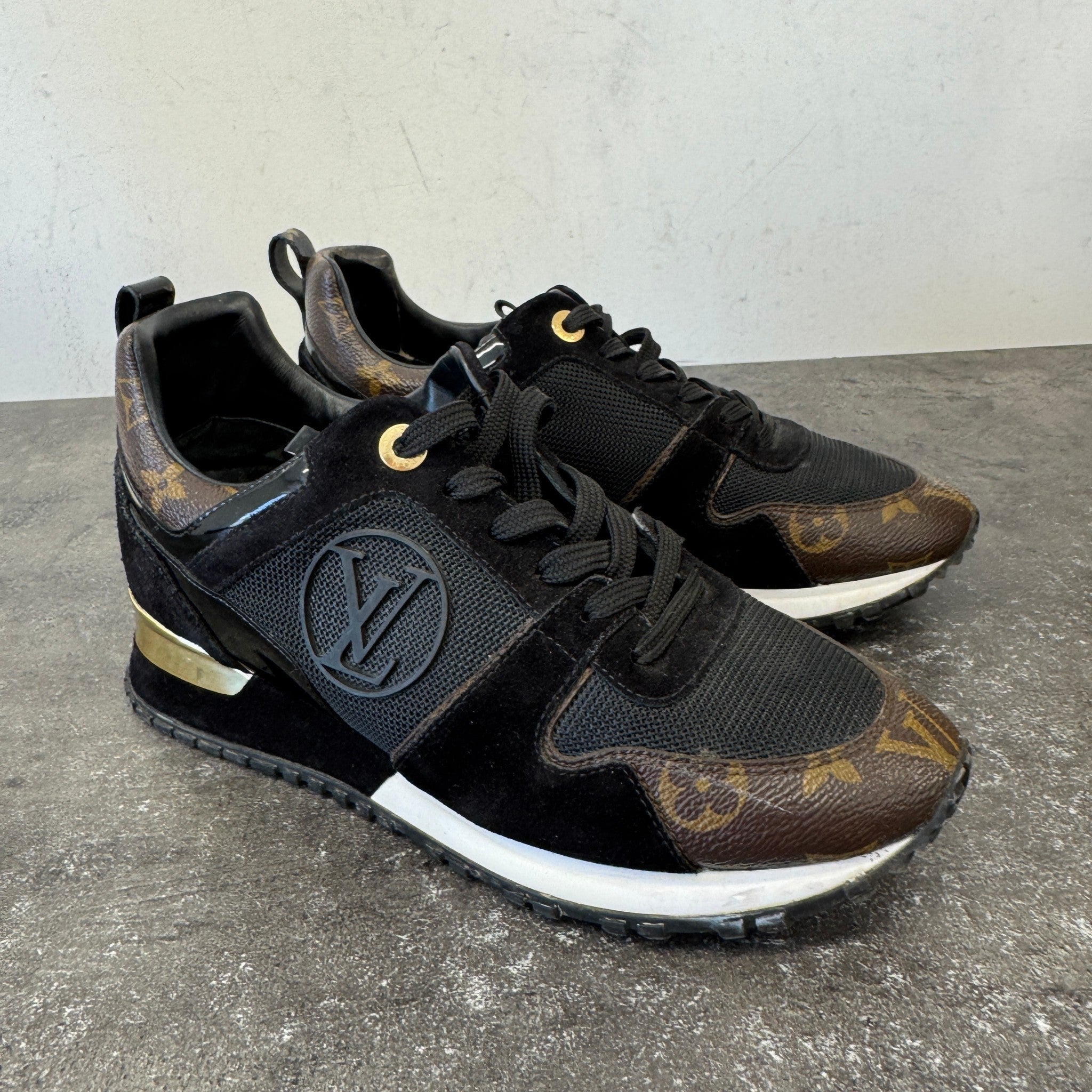 Women's Run Away Low Trainers Black Size EU 38 / UK 5