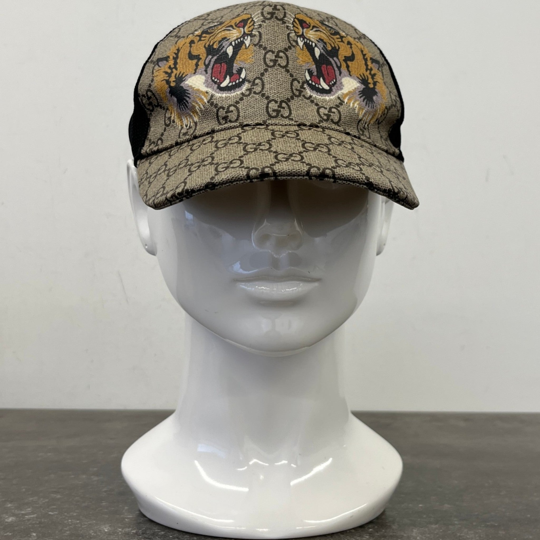 Men's Gg Supreme Tiger Cap Beige Size M