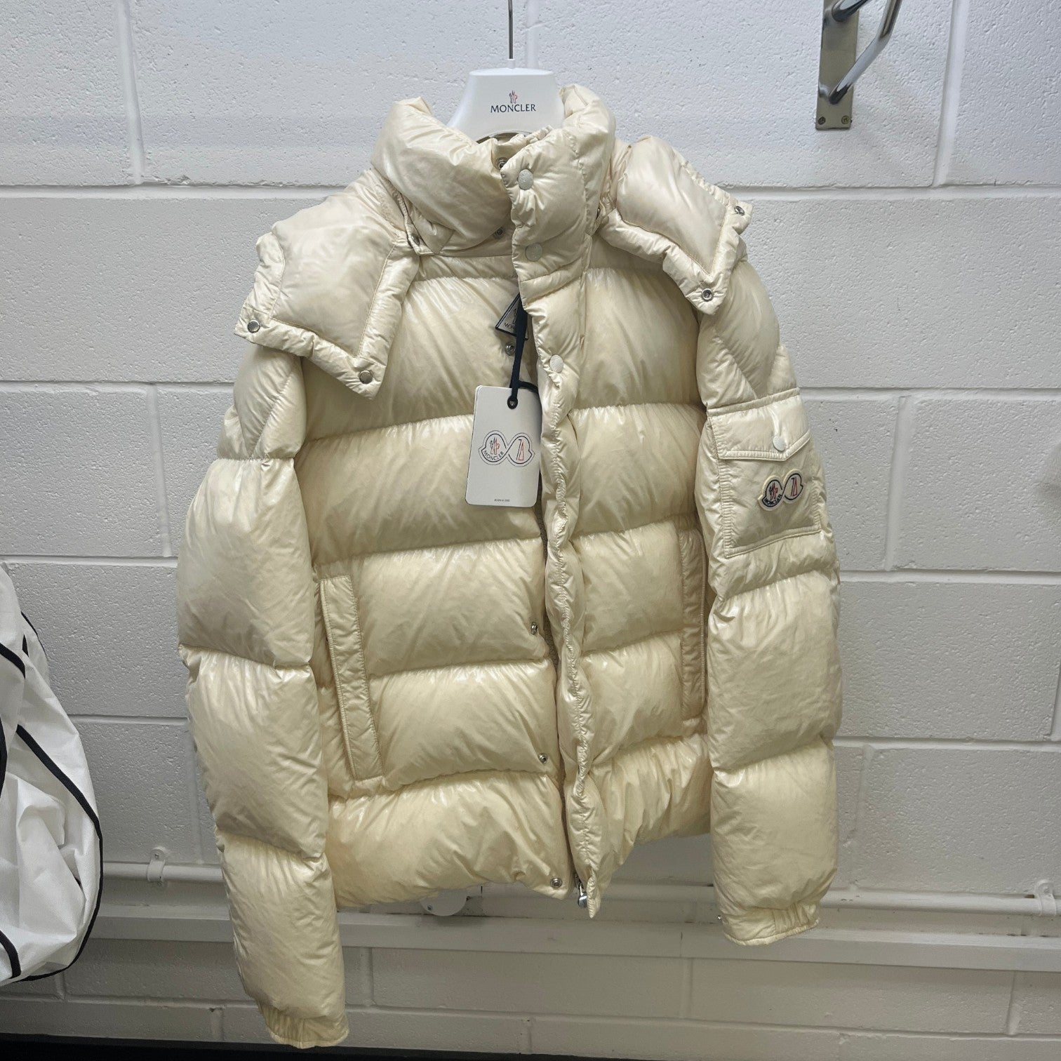 Men's Maya Down Jacket Cream Size 3 / L