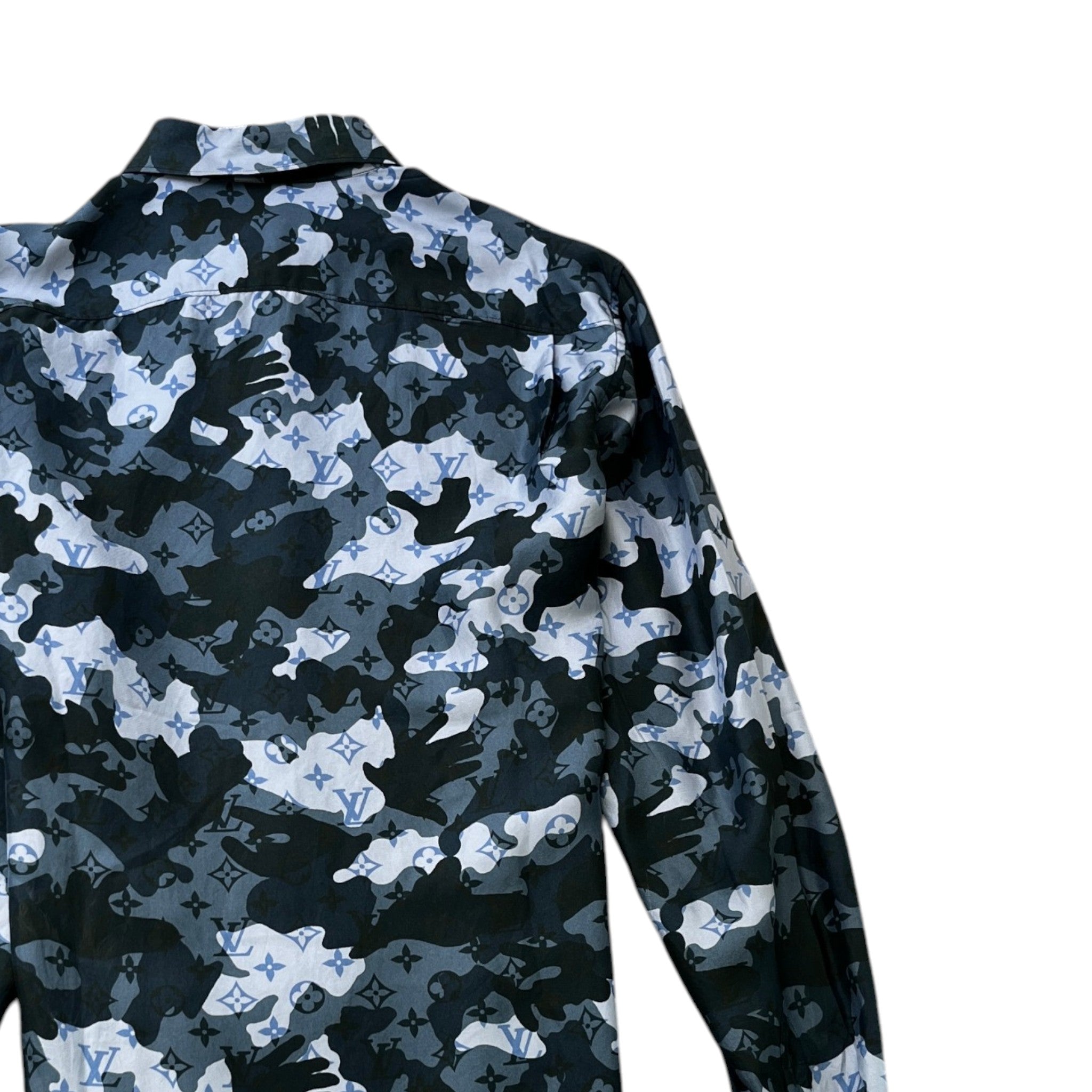 Men's Camo Monogram Shirt Blue Size M