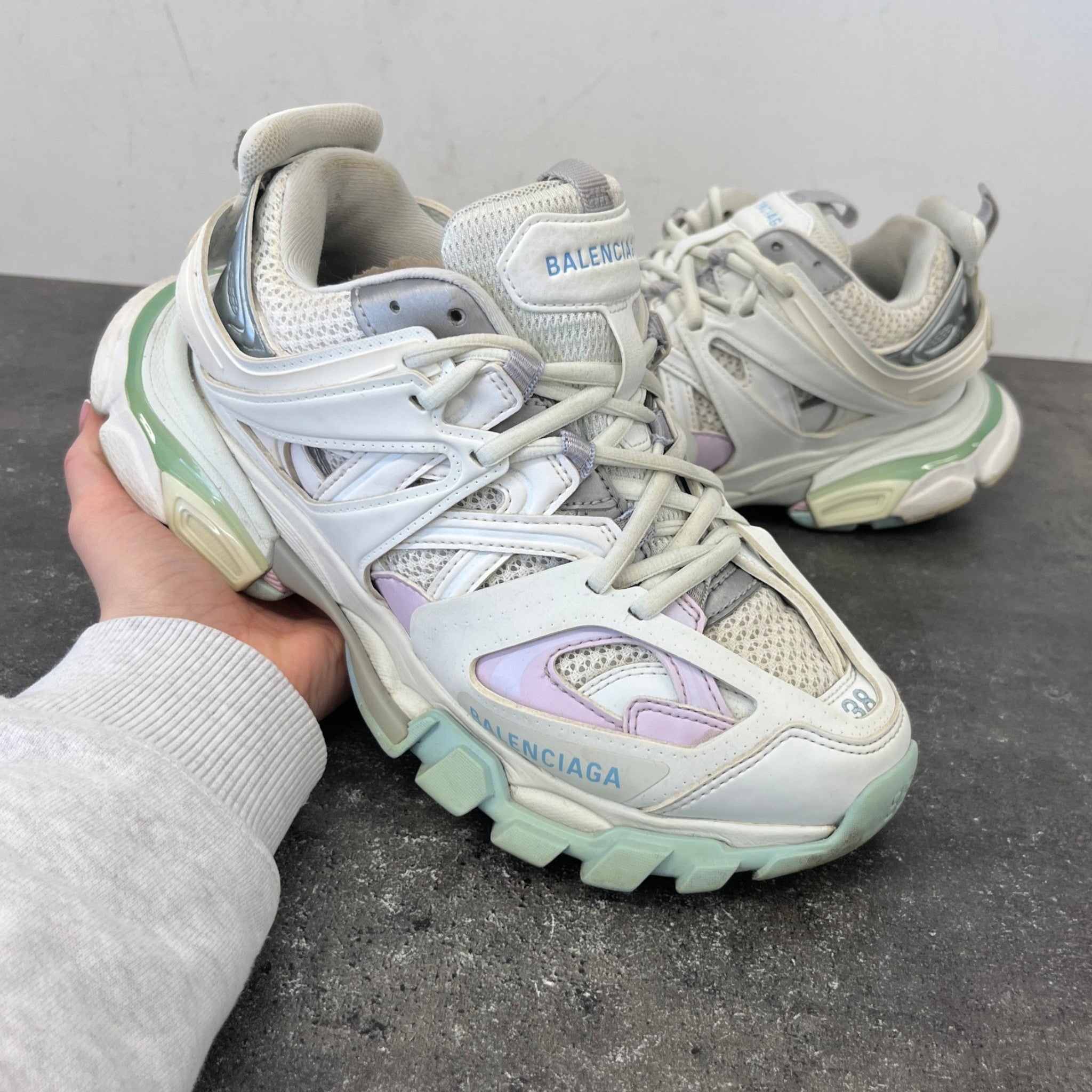Women's Tracks Low Trainers White Size EU 38 / UK 5
