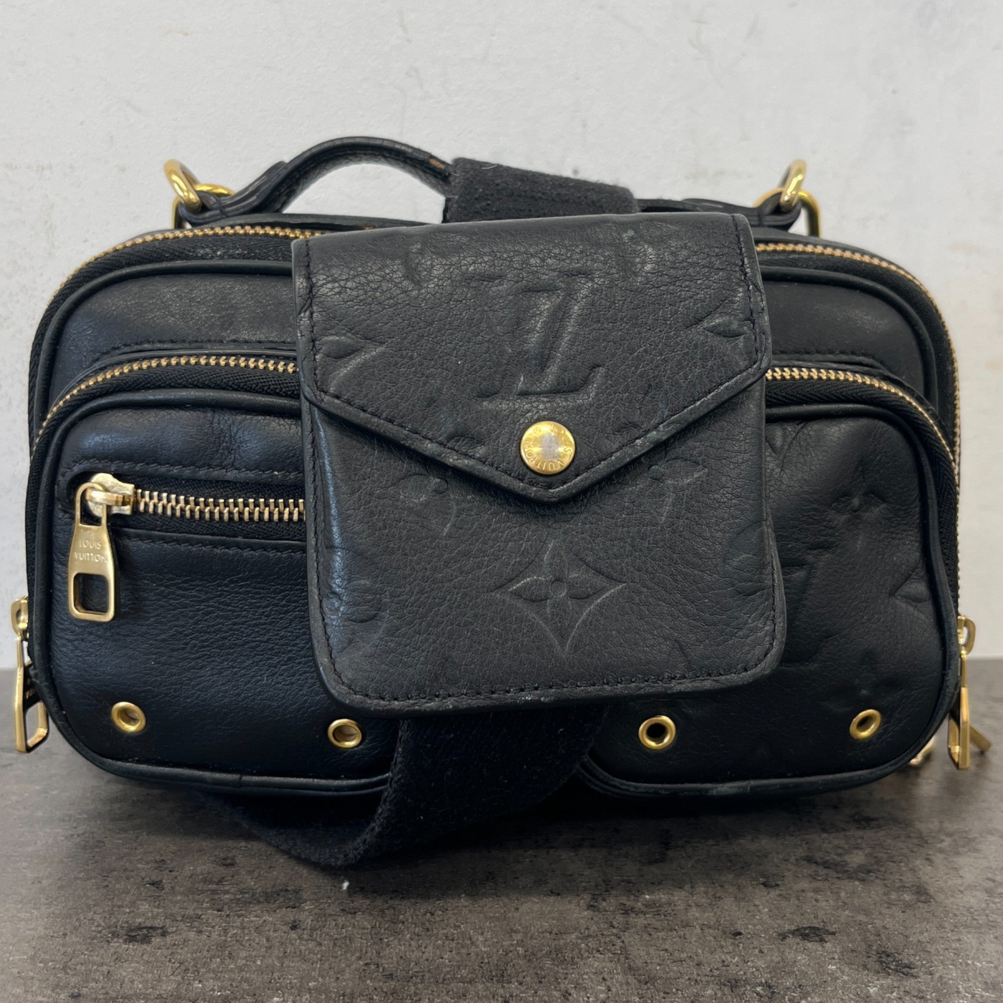 Women's Monogram Utility Handbag Black