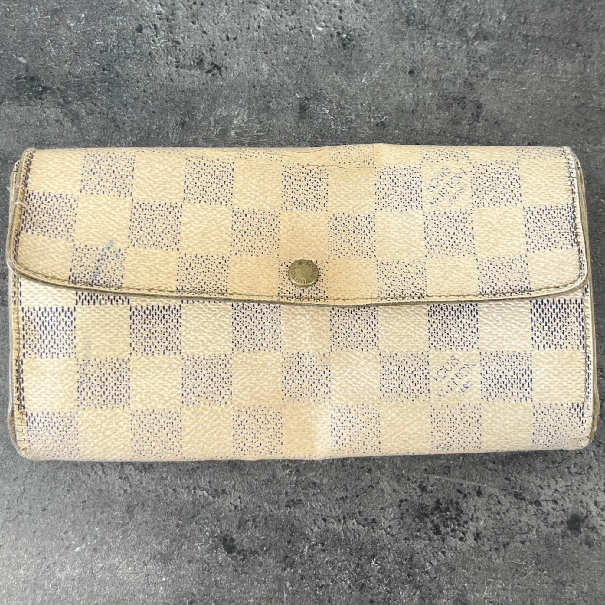 Women's Damier Azur Sarah Wallet White