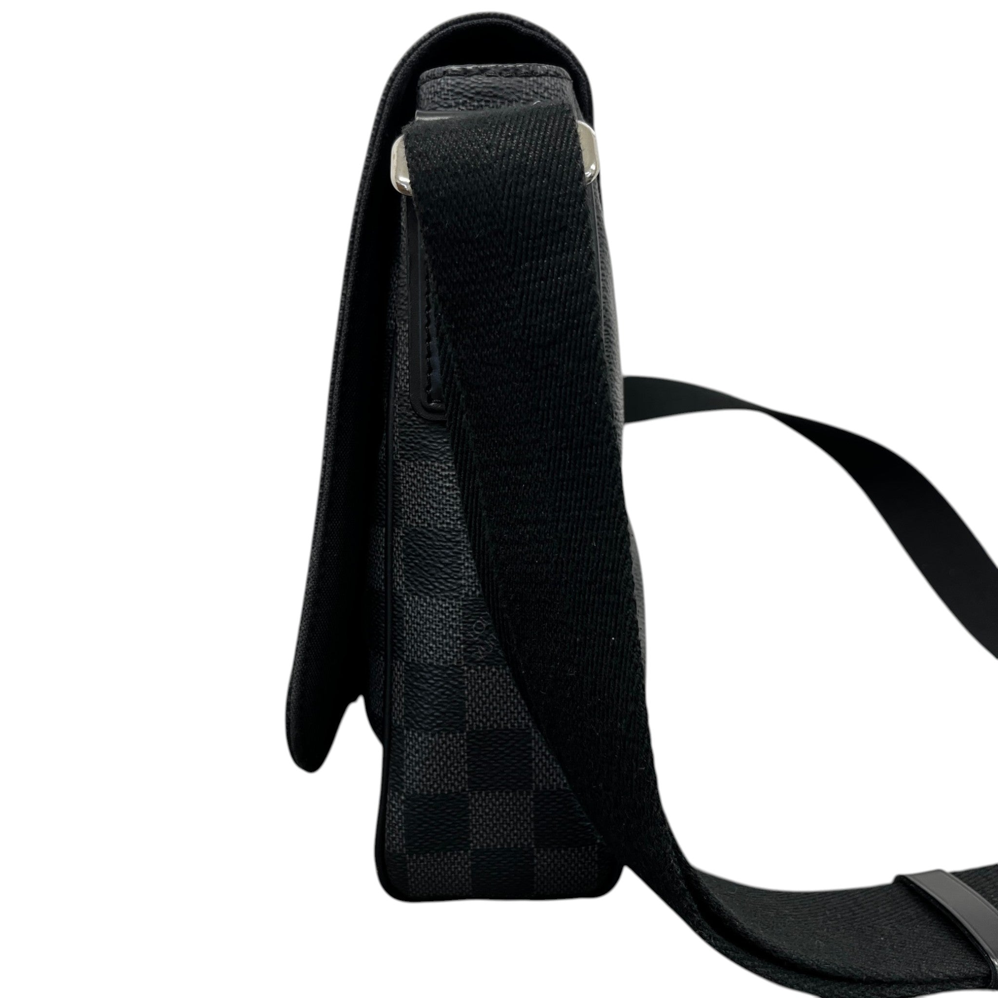 Men's Damier Graphite District Pm Christopher Nemeth Rope Messenger Bag Black