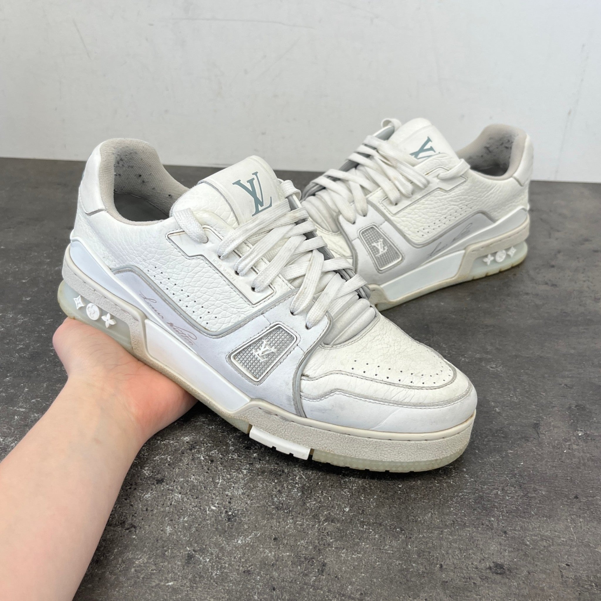 Men's Lv Low Trainers White Size EU 40 / UK 6