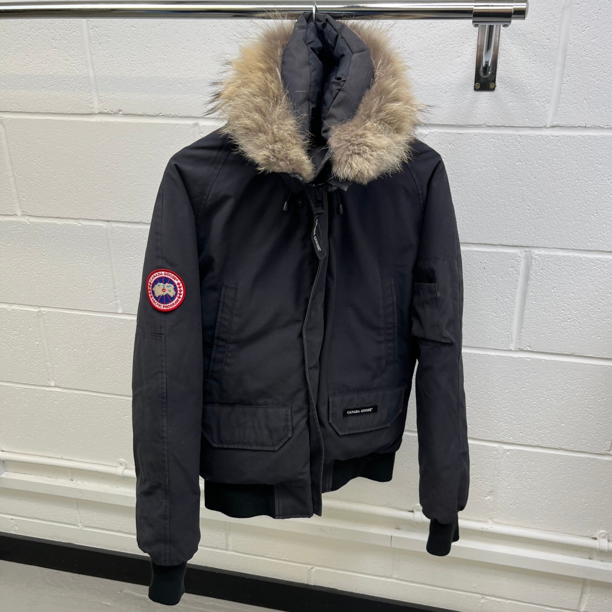 Men's Chilliwack Bomber Down Jacket Navy Size M