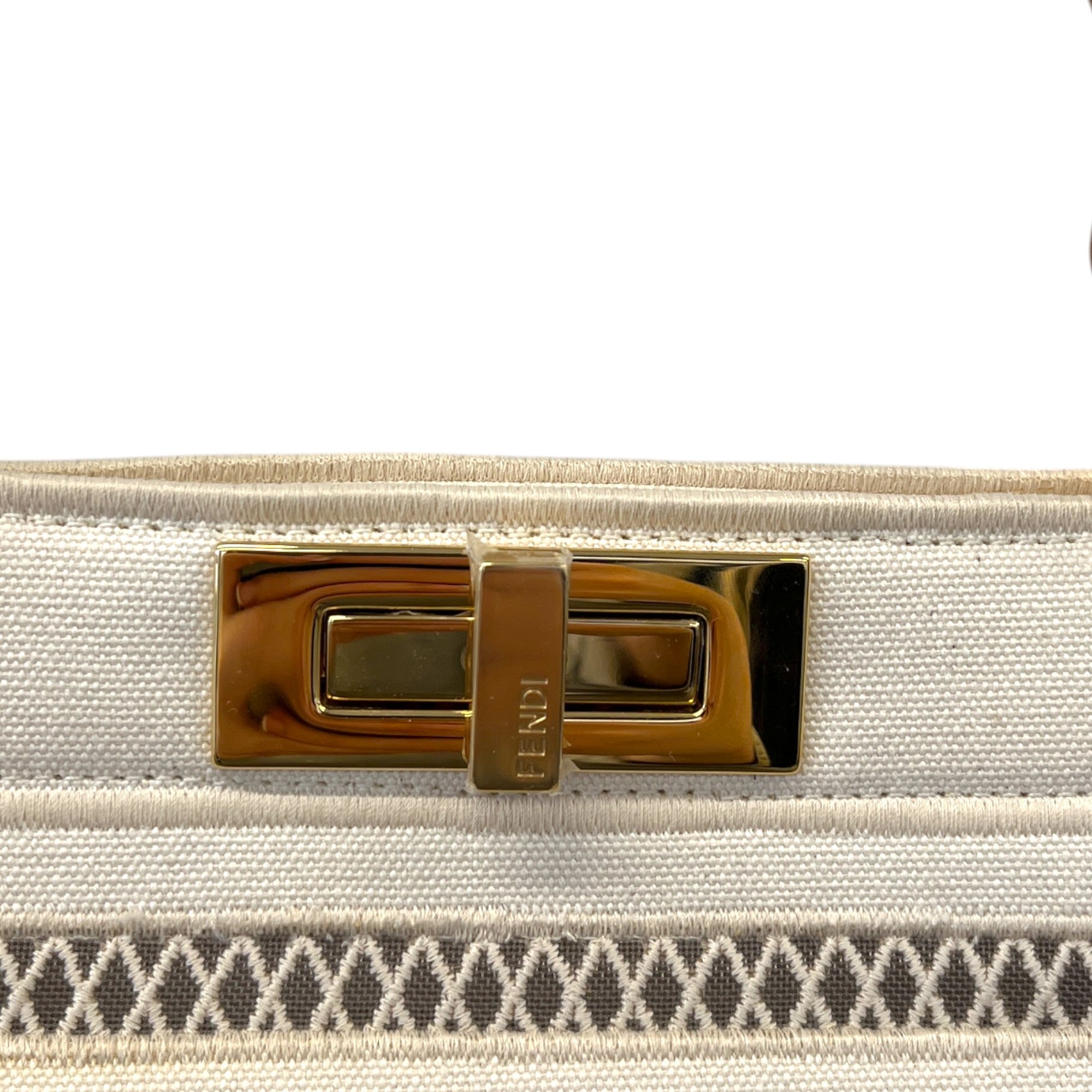 Women's Medium Peekaboo Handbag Cream
