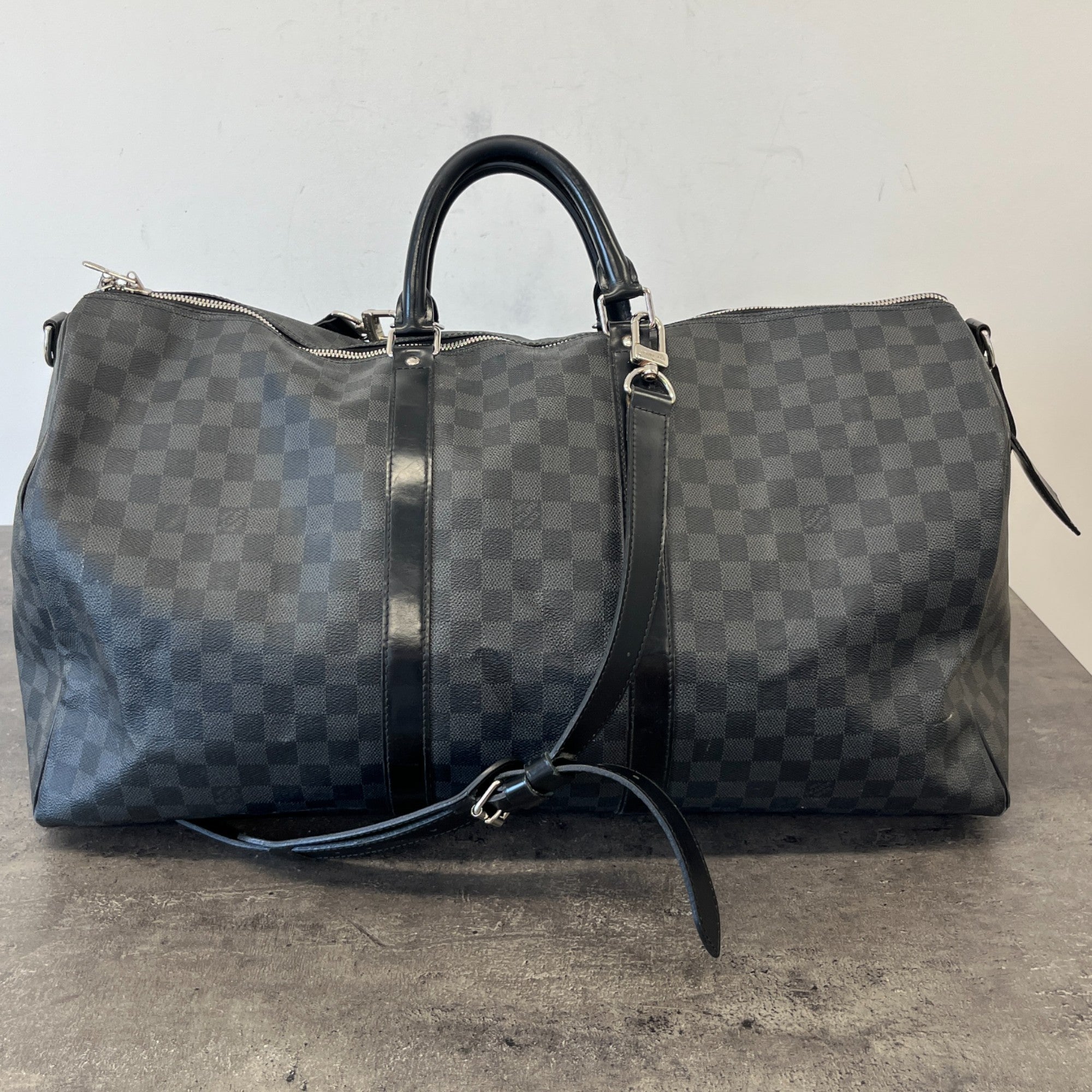 Men's Damier Graphite Keepall Bandoulière 55 Bag Grey