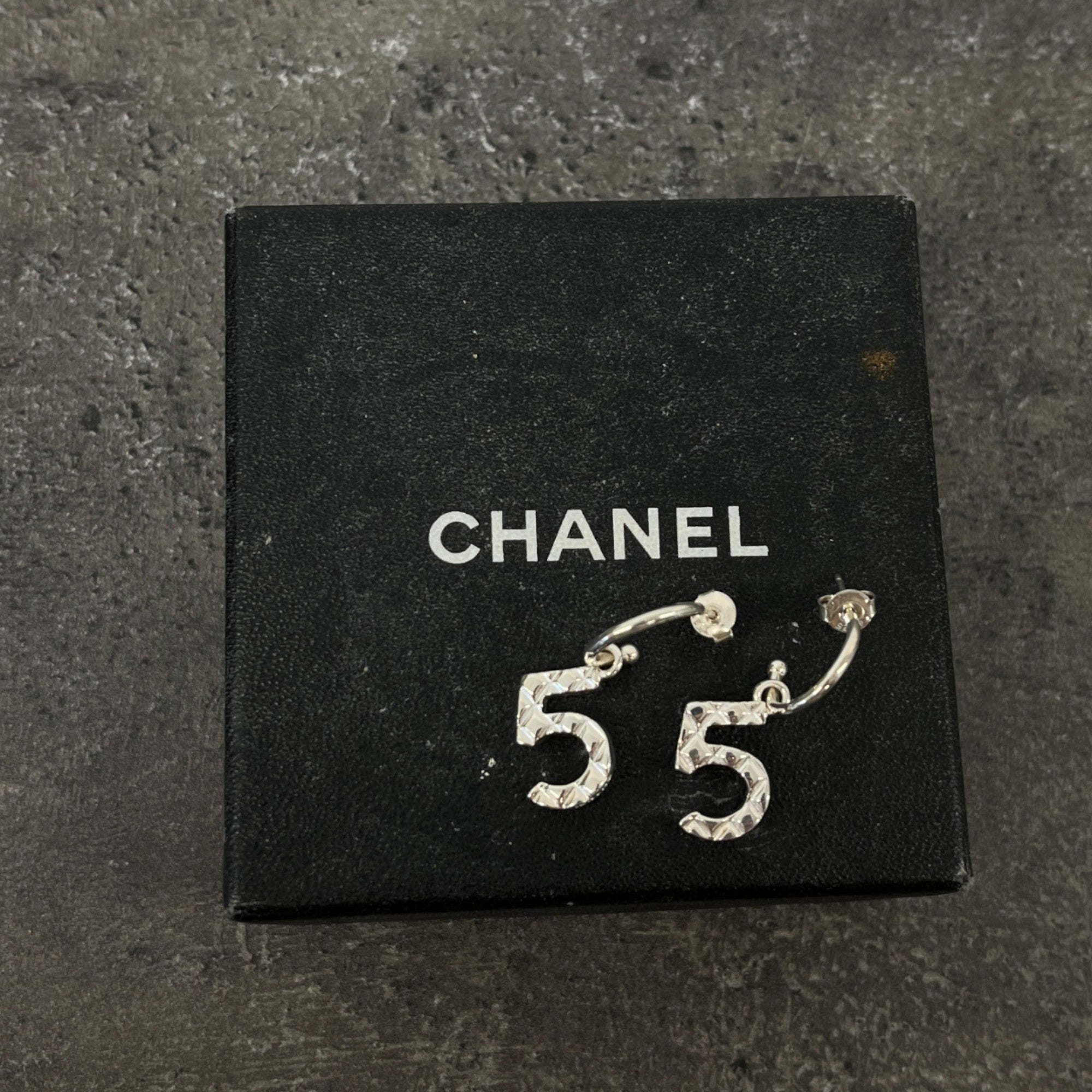 Women's Number 5 Earrings Silver