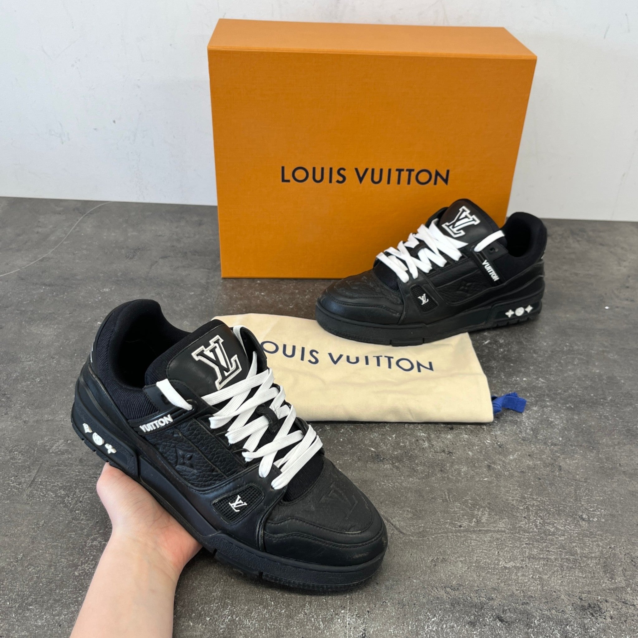 Men's Lv Low Trainers Black Size EU 40 / UK 6