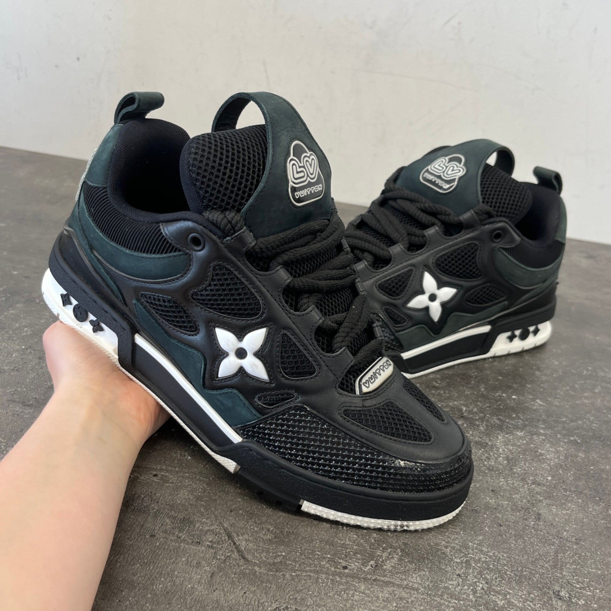 Men's Lv Skate Low Trainers Black Size EU 41 / UK 7