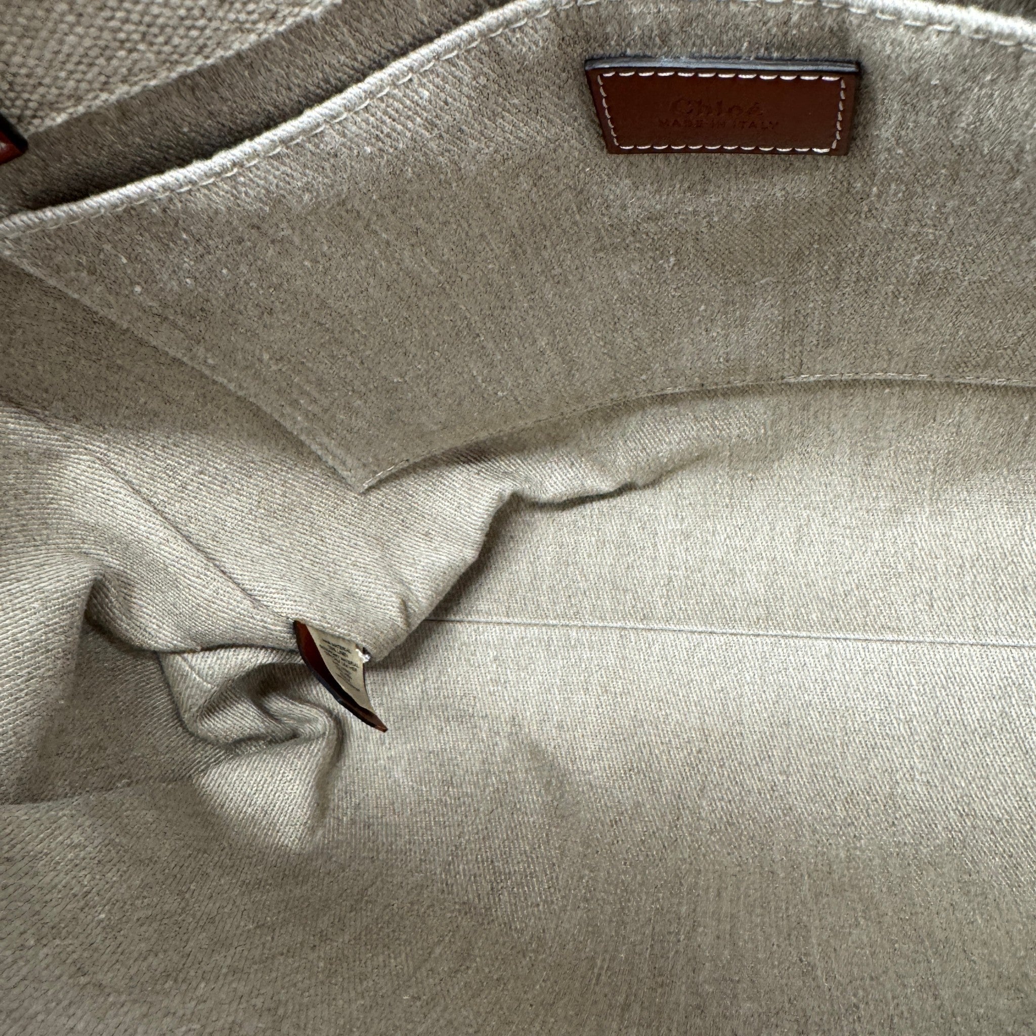 Women's Woody Medium Tote Handbag Beige