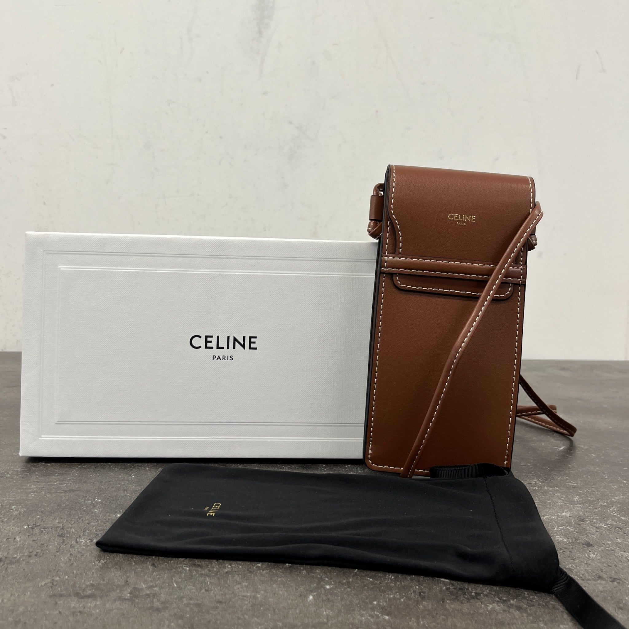 Men's Leather Phone Pouch Pouch Brown