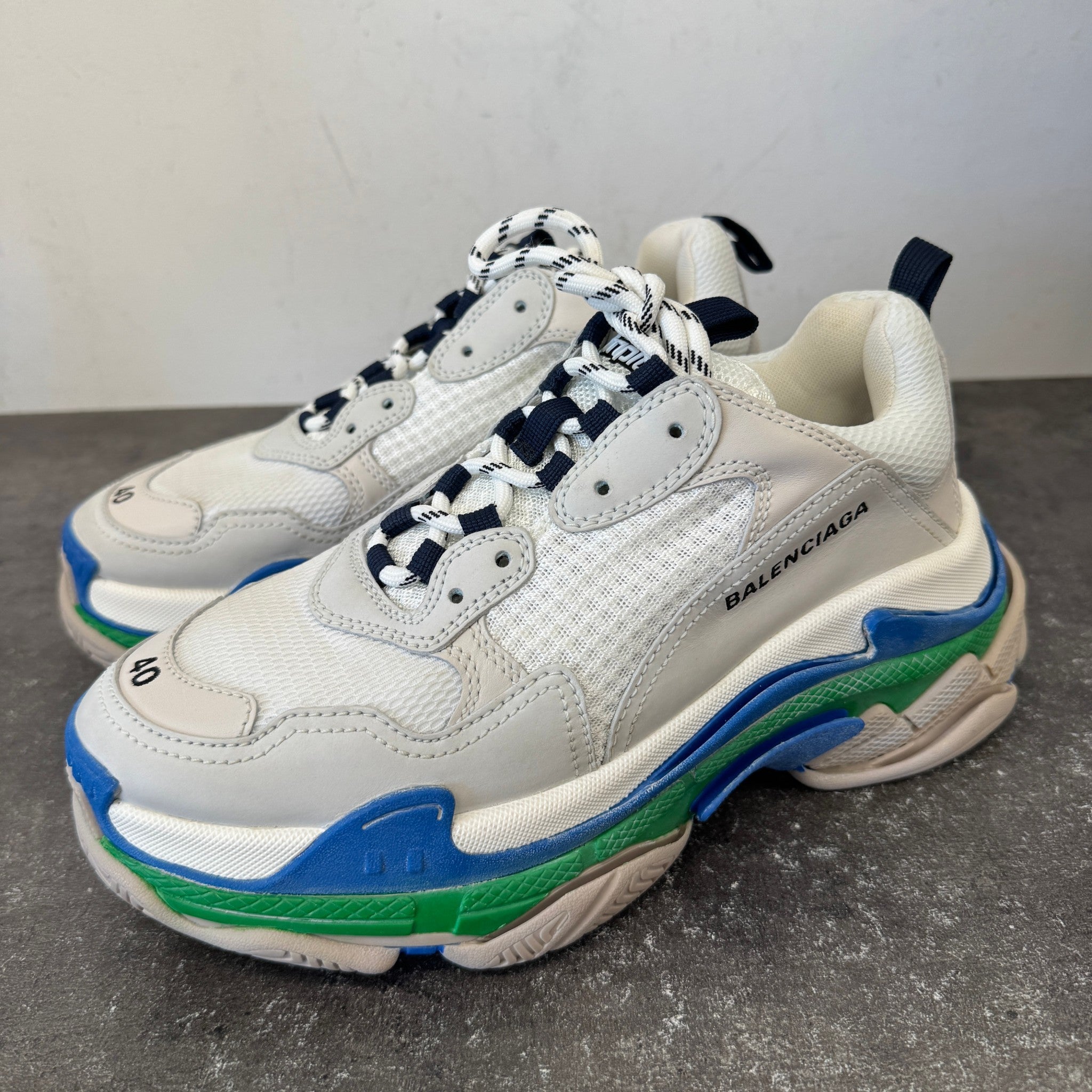Men's Triple S Low Trainers White Size EU 40 / UK 6