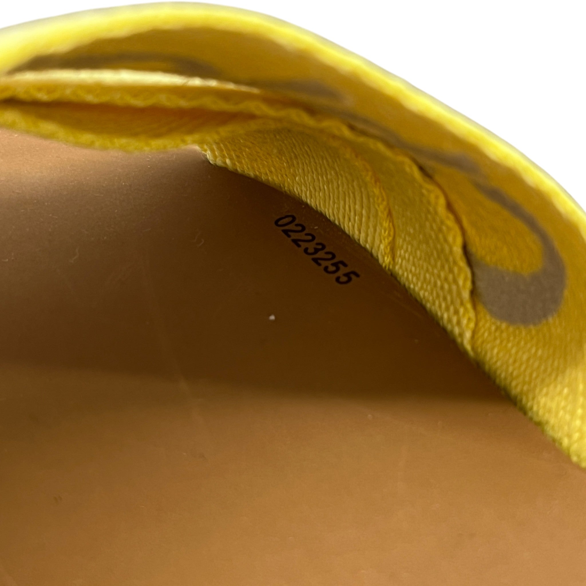 Women's Woody Logo Slides Yellow Size EU 40 / UK 7