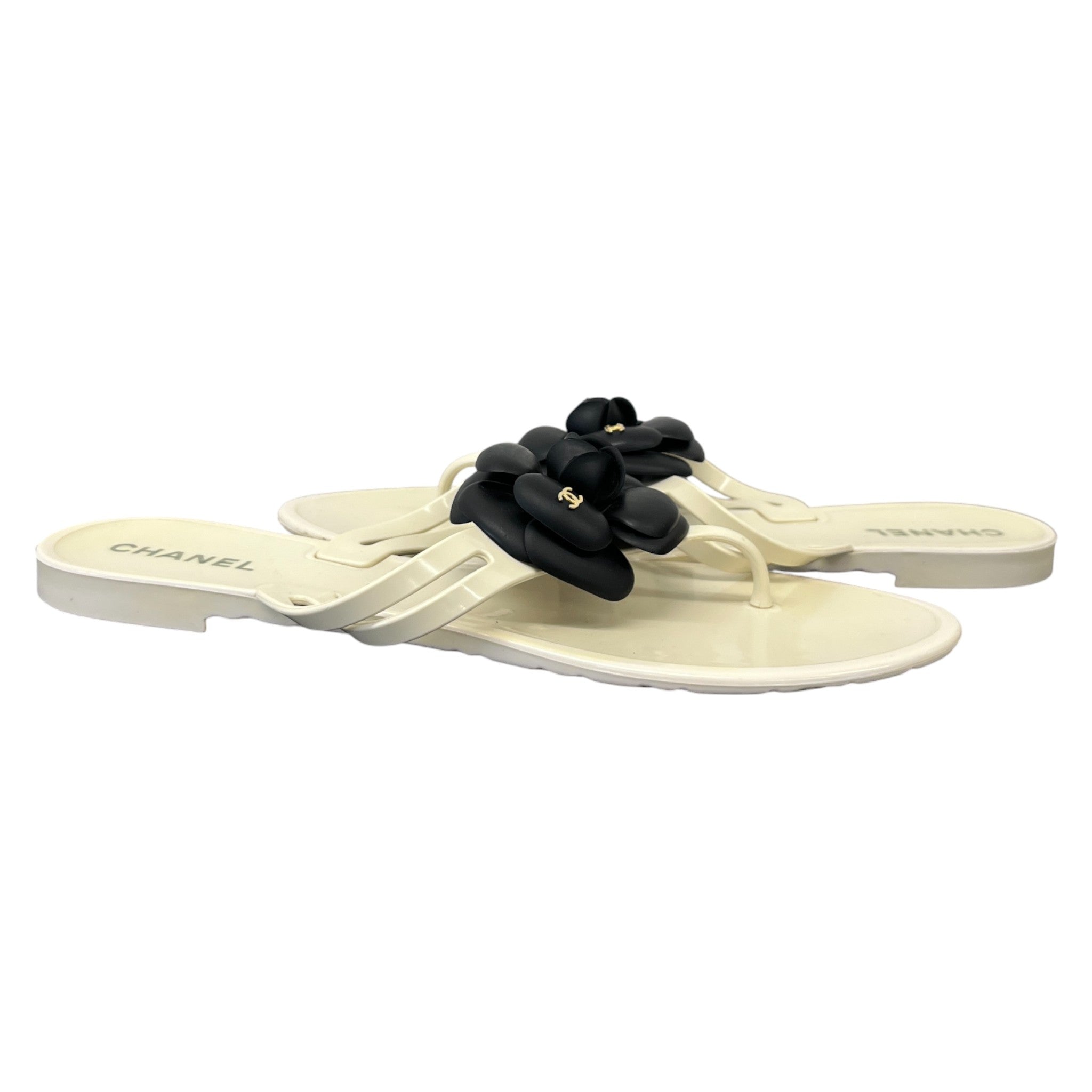 Women's Camellia Thong Sandals Cream Size EU 41 / UK 8