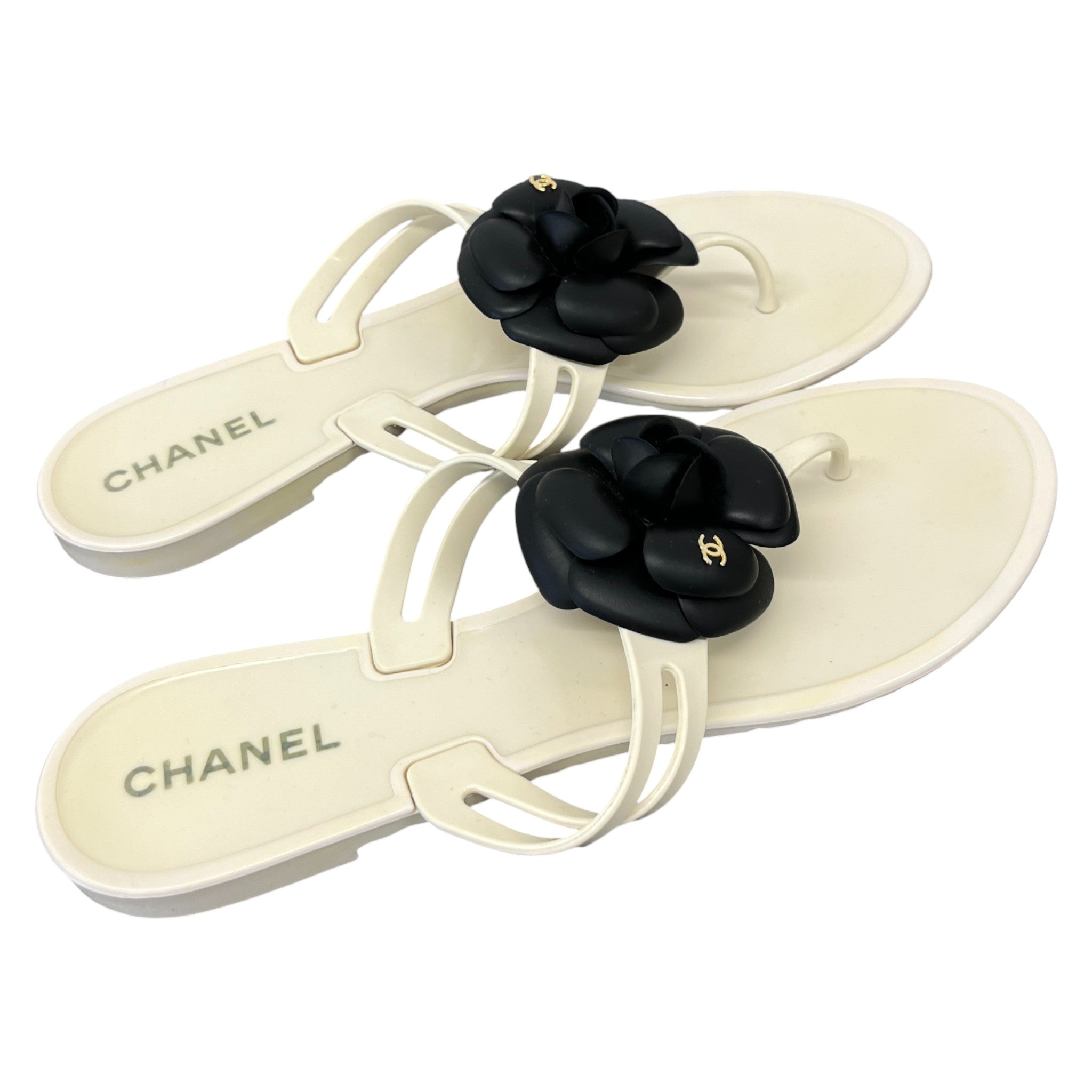 Women's Camellia Thong Sandals Cream Size EU 41 / UK 8