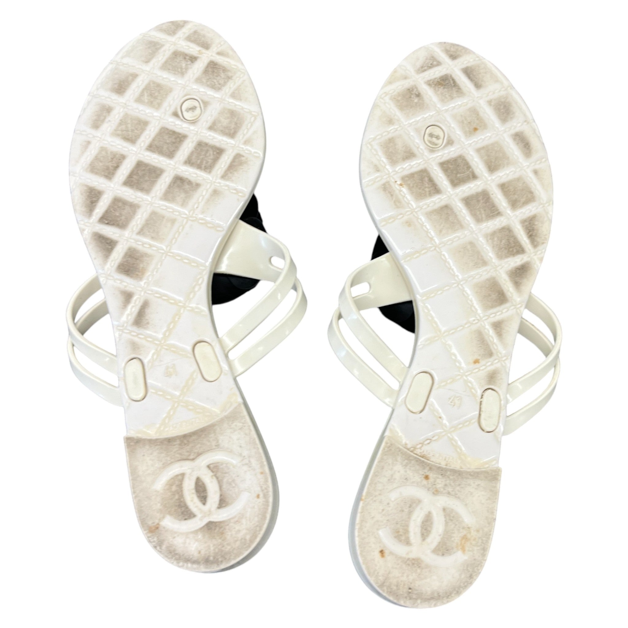 Women's Camellia Thong Sandals Cream Size EU 41 / UK 8