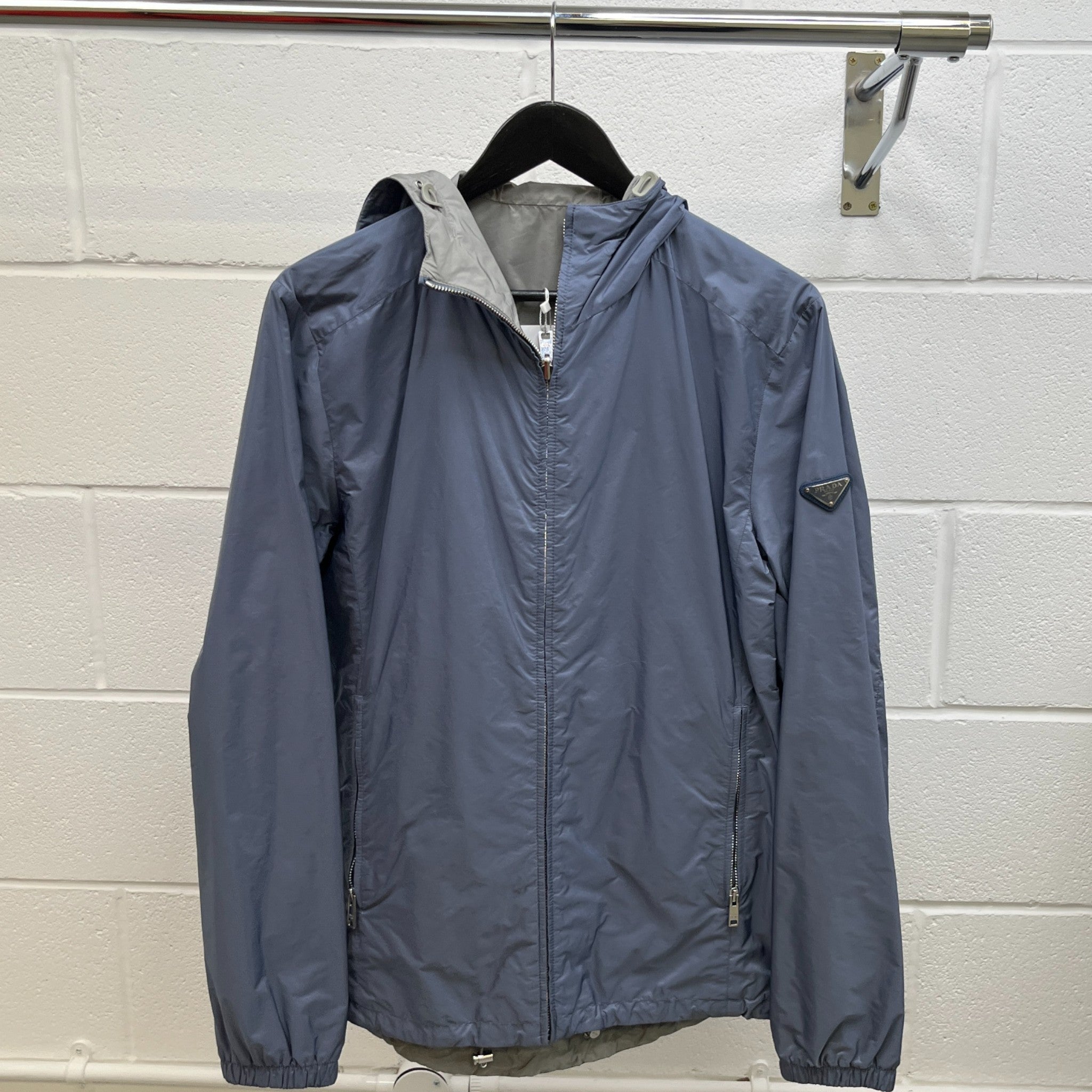 Men's Reversible Plaque Logo Windbreaker Blue Size IT 52 / XL