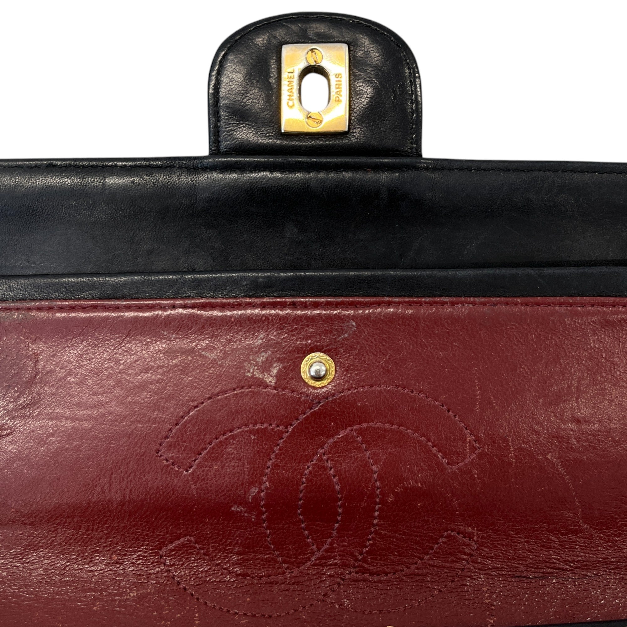 Women's Small Classic Flap Handbag Black