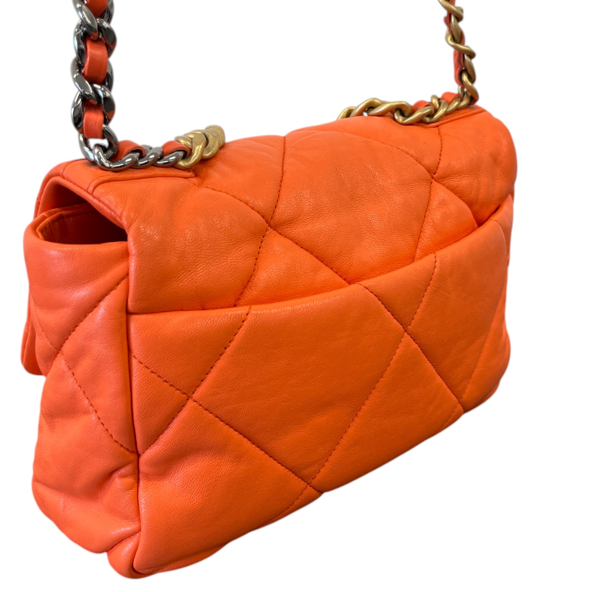 Women's 19 Quilted Bag Orange