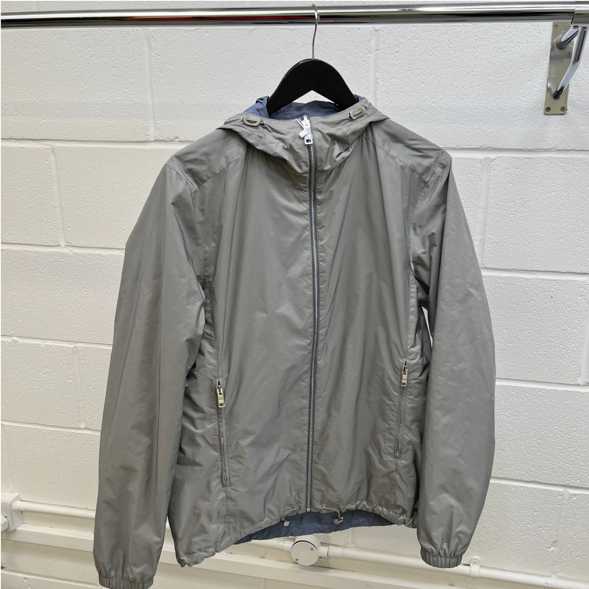 Men's Reversible Plaque Logo Windbreaker Blue Size IT 52 / XL