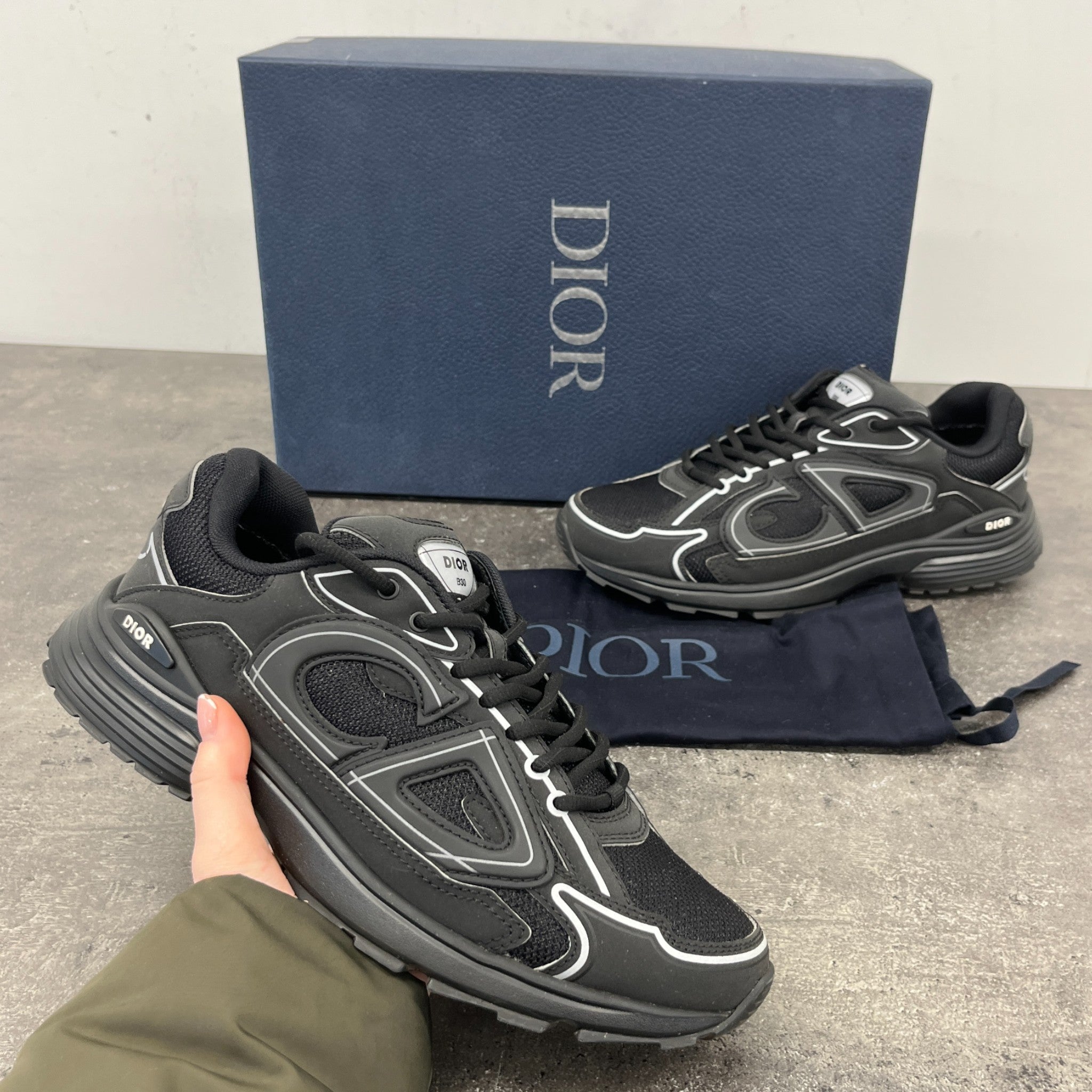 Men's B30 Low Trainers Black Size EU 41.5 / UK 7.5