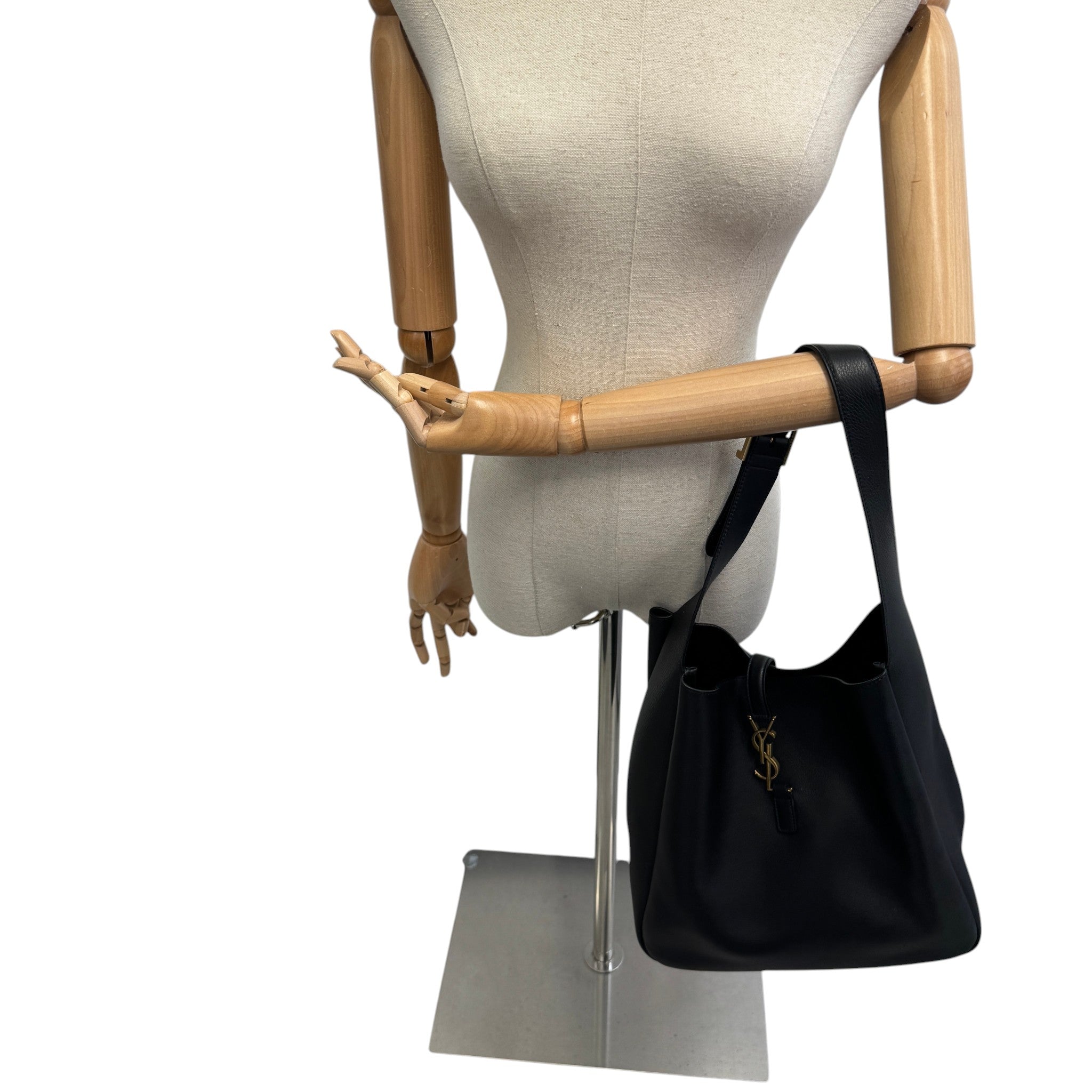 Women's Le 5 À 7 Supple Large Shoulder Bag Black