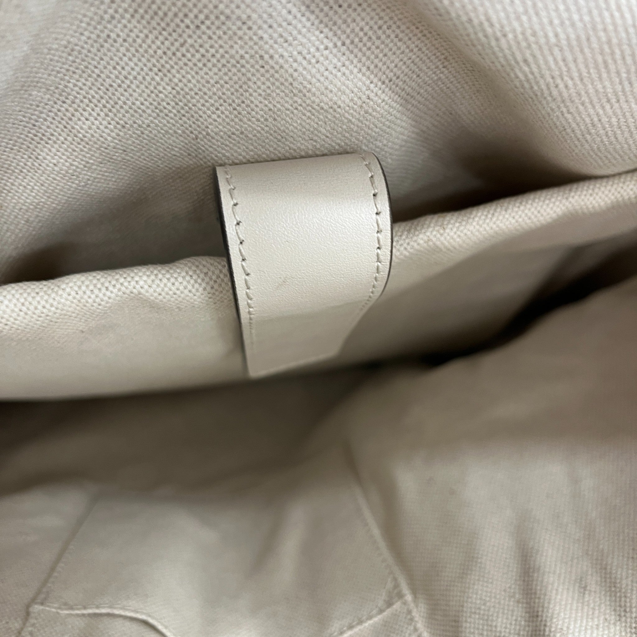 Jumbo Gg Embossed Backpack Cream