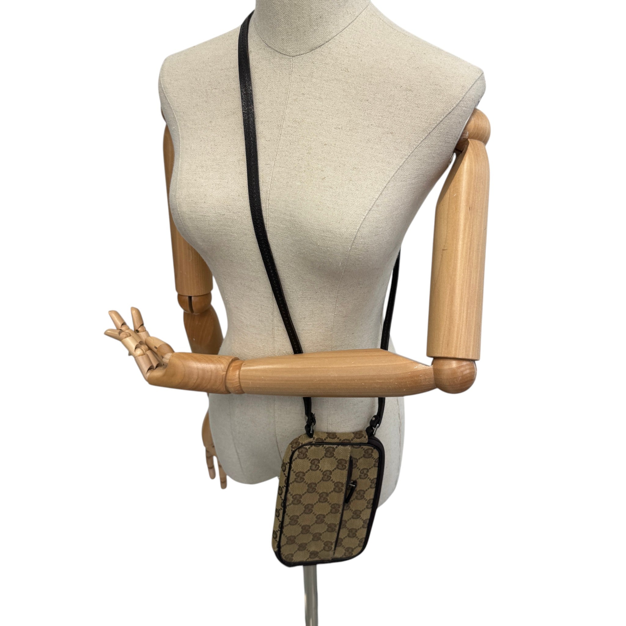 Gg Supreme Messenger Bag Beige