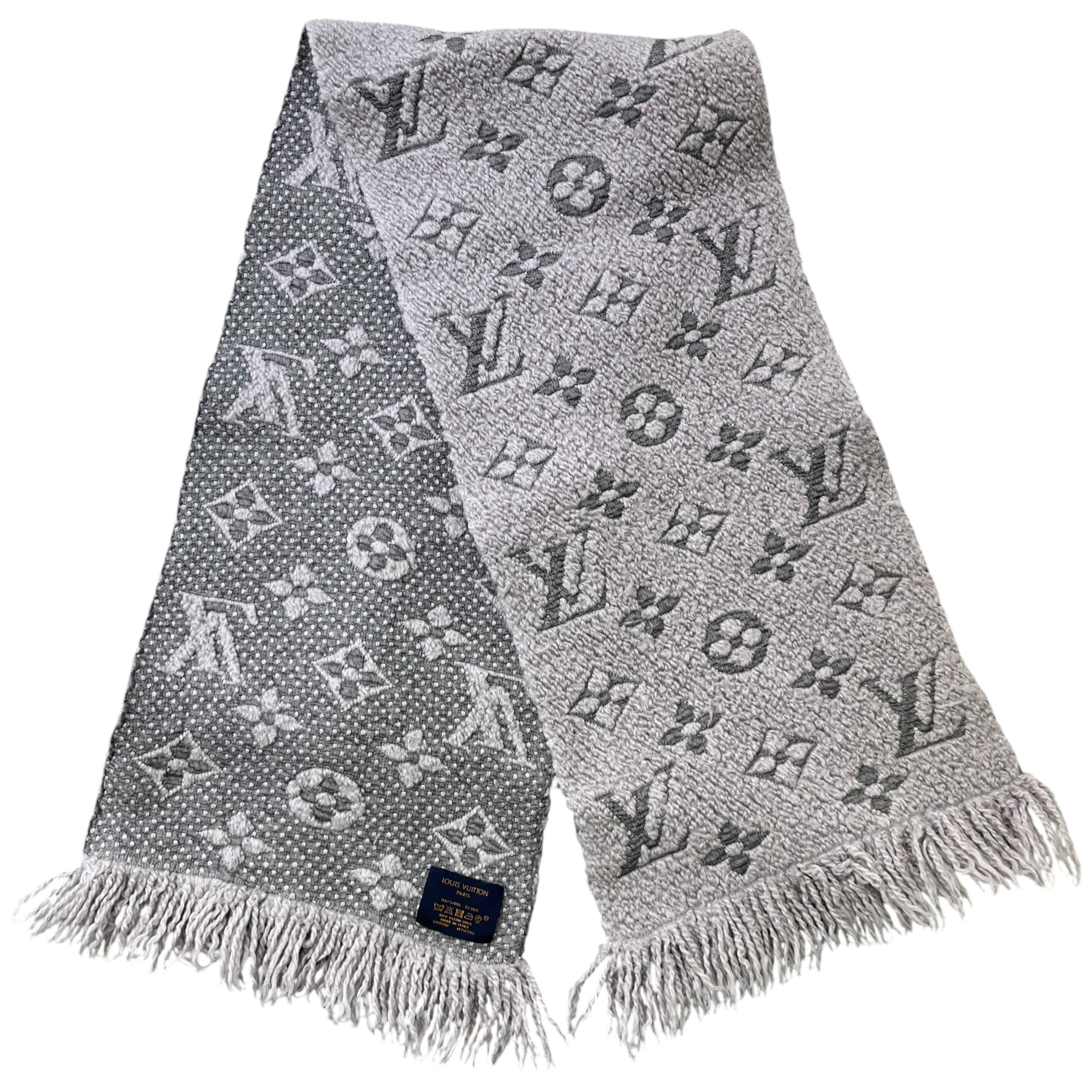 Women's Logomania Scarf Grey