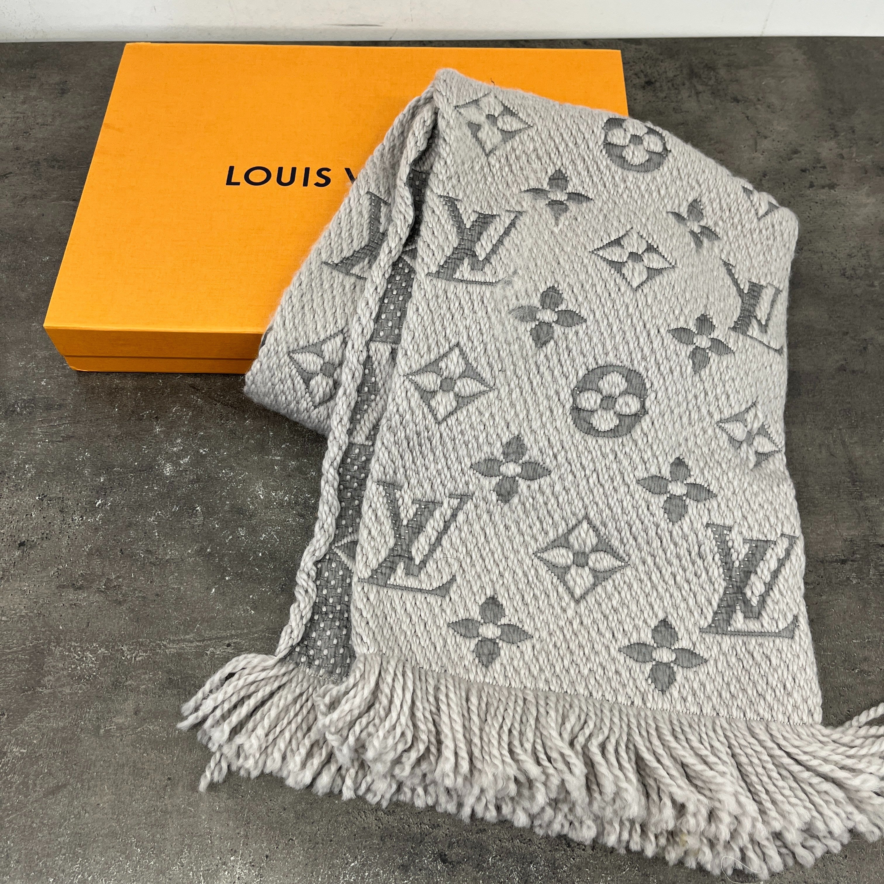 Monogram Logomania Scarf Grey